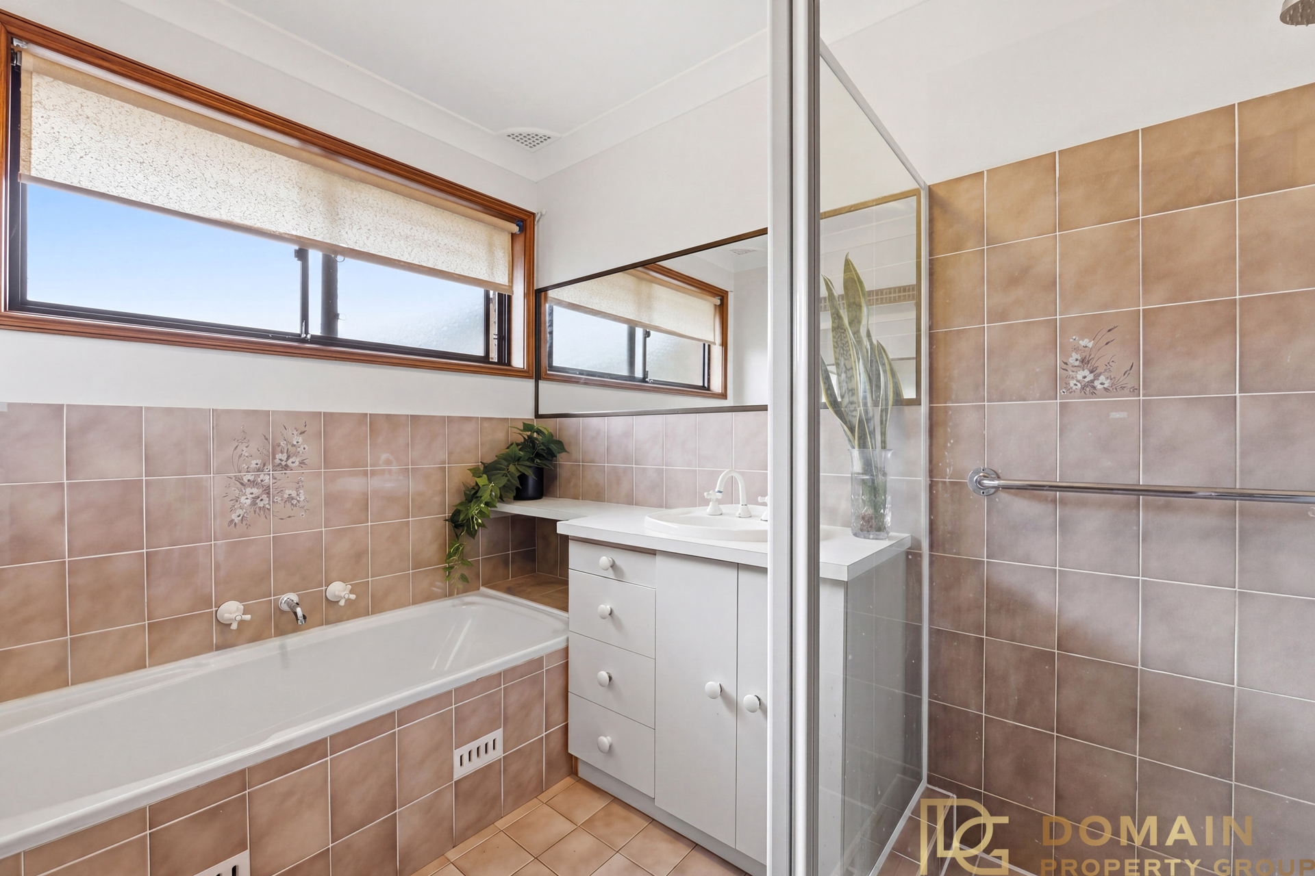 1/6 Waratah Avenue, Woy Woy, NSW 2256 - Image 8