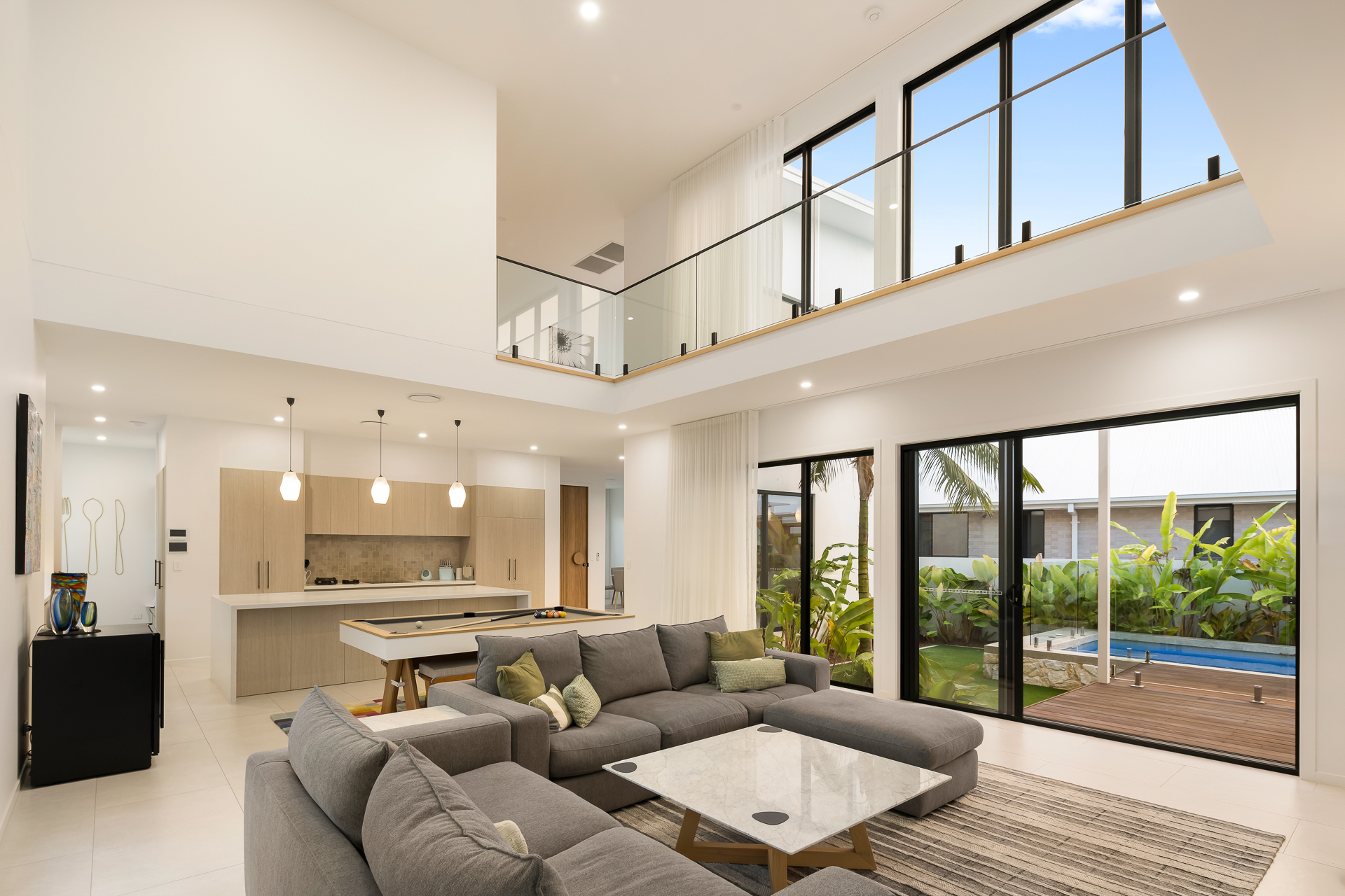 56 SURFERS AVENUE, Mermaid Waters QLD 4218 - Image 4