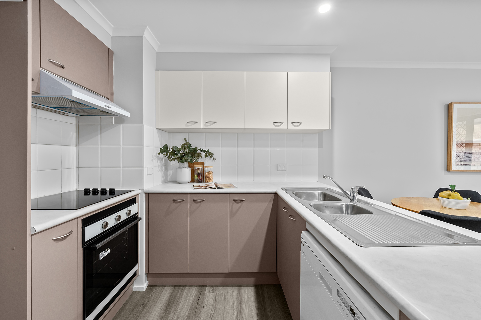 1-bedroom unit at ROYSTONVALE 68 10 EYRE STREET, GRIFFITH ACT 2603, Unincorporated Act, Australian Capital Territory