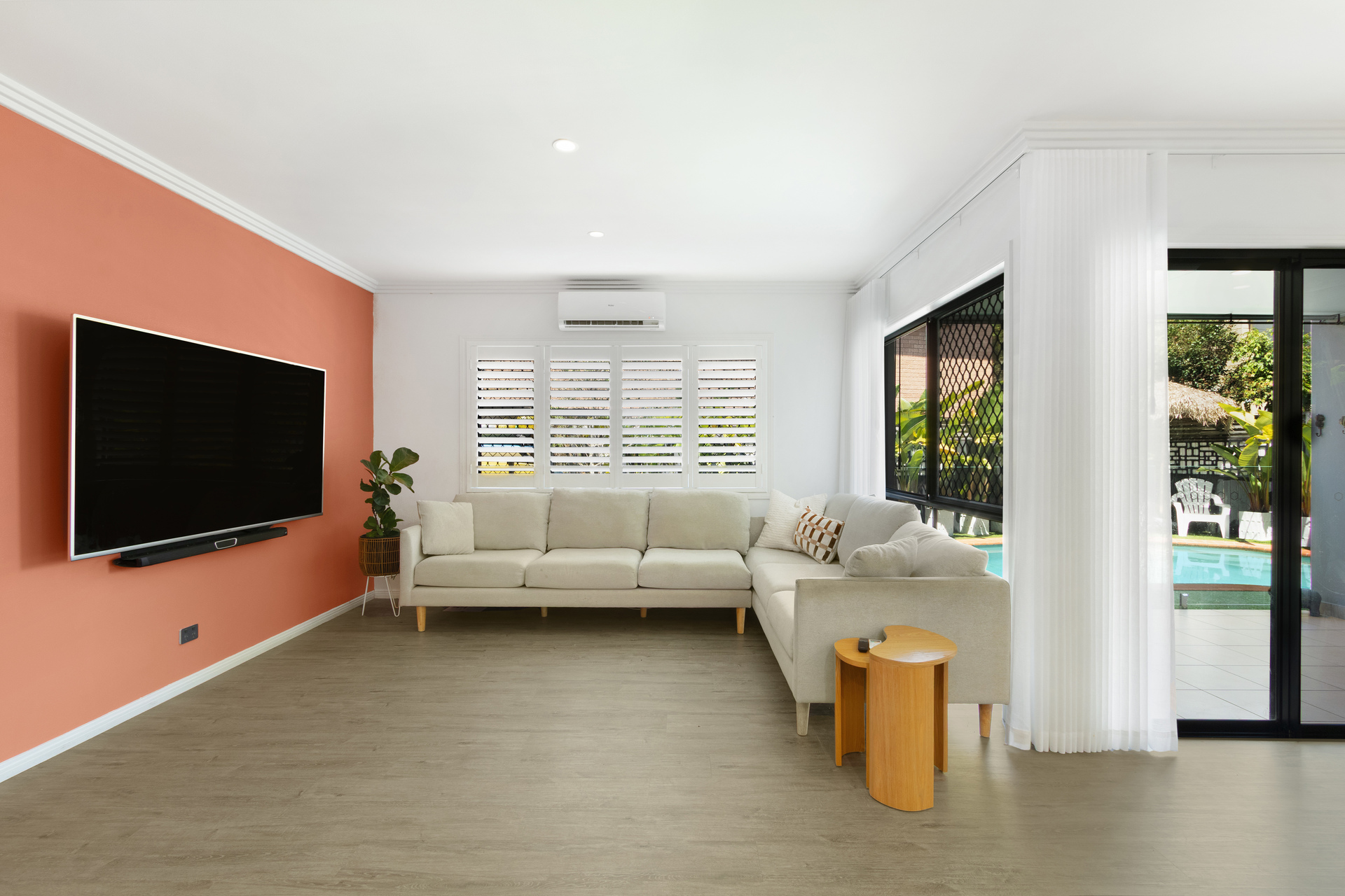 2 52 TALLEBUDGERA DRIVE, PALM BEACH QLD 4221 - Image 7