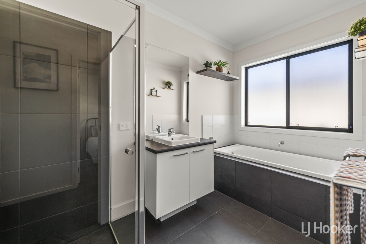 4-bedroom house at 8 Luis Drive, Angle Vale, SA 5117, Playford, South Australia