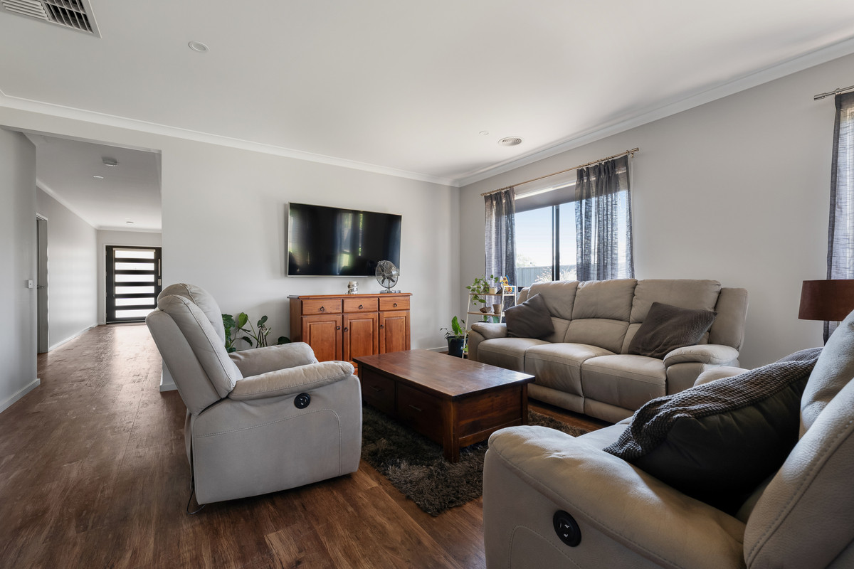 4-bedroom house at 140 READ STREET, Howlong NSW 2643, Federation, New South Wales