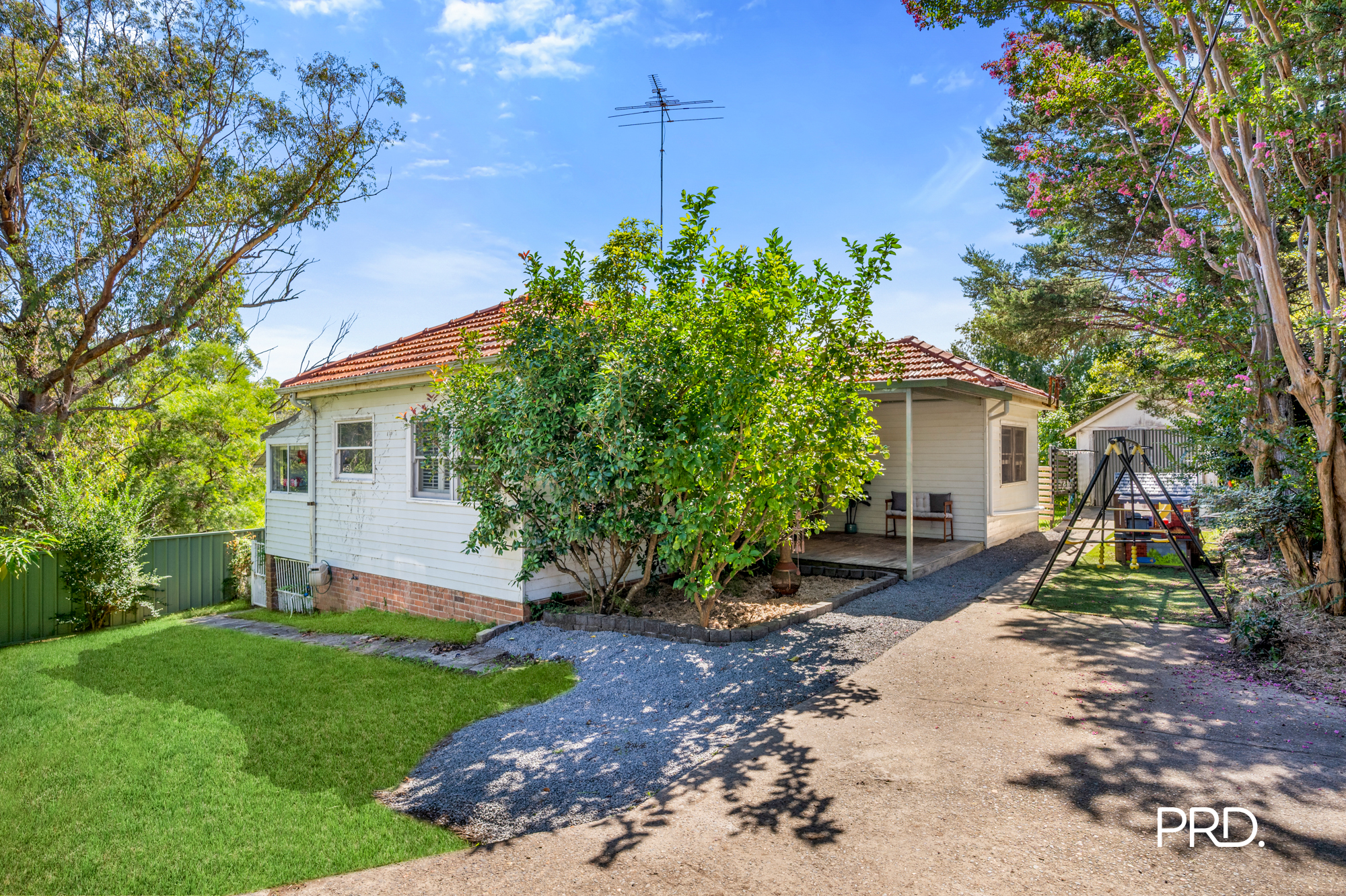 2 Parkes Crescent, Faulconbridge, NSW 2776 - Image 3