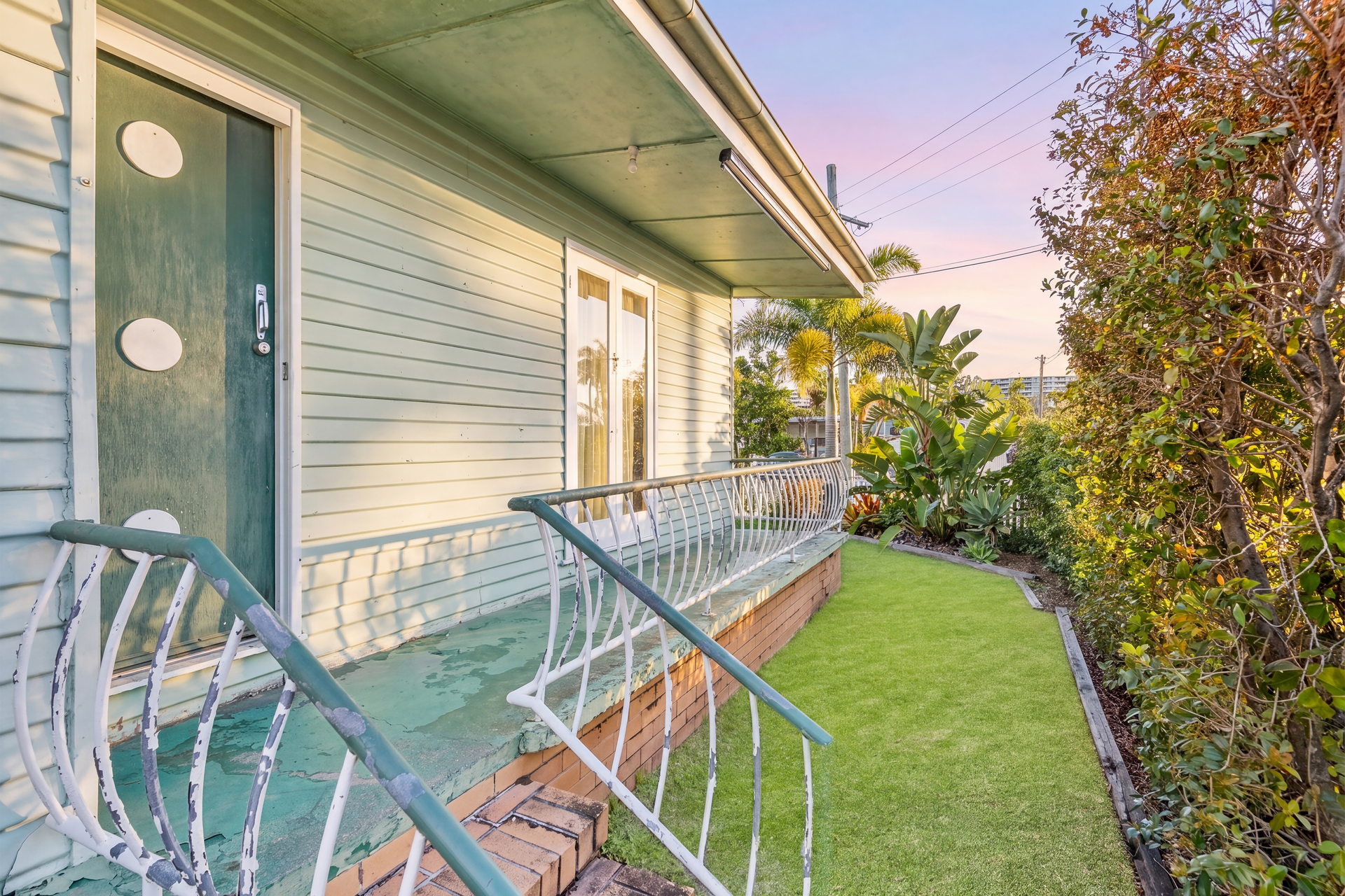15 Nemara Street, Biggera Waters, Qld, 4216 - Image 3