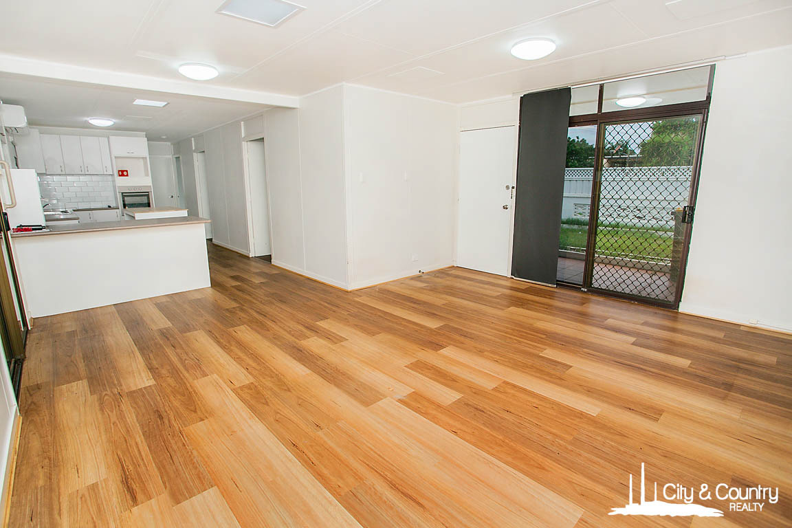 28 Hinkler Crescent, Sunset, QLD 4825 - Image 1
