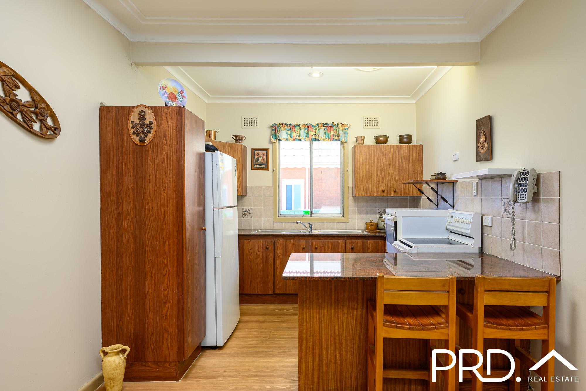 12 BRIGHTON AVENUE, Panania NSW 2213 - Image 4