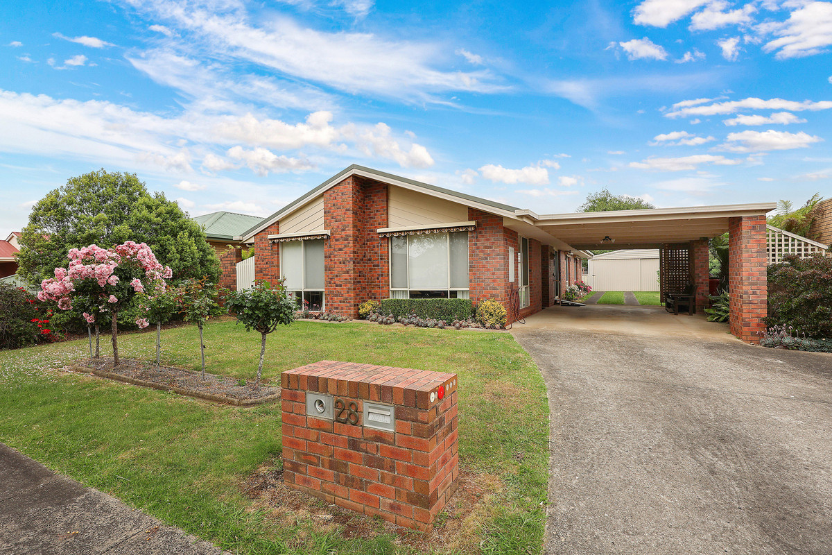 28 Lord Street, Hamilton, VIC 3300 - Image 1