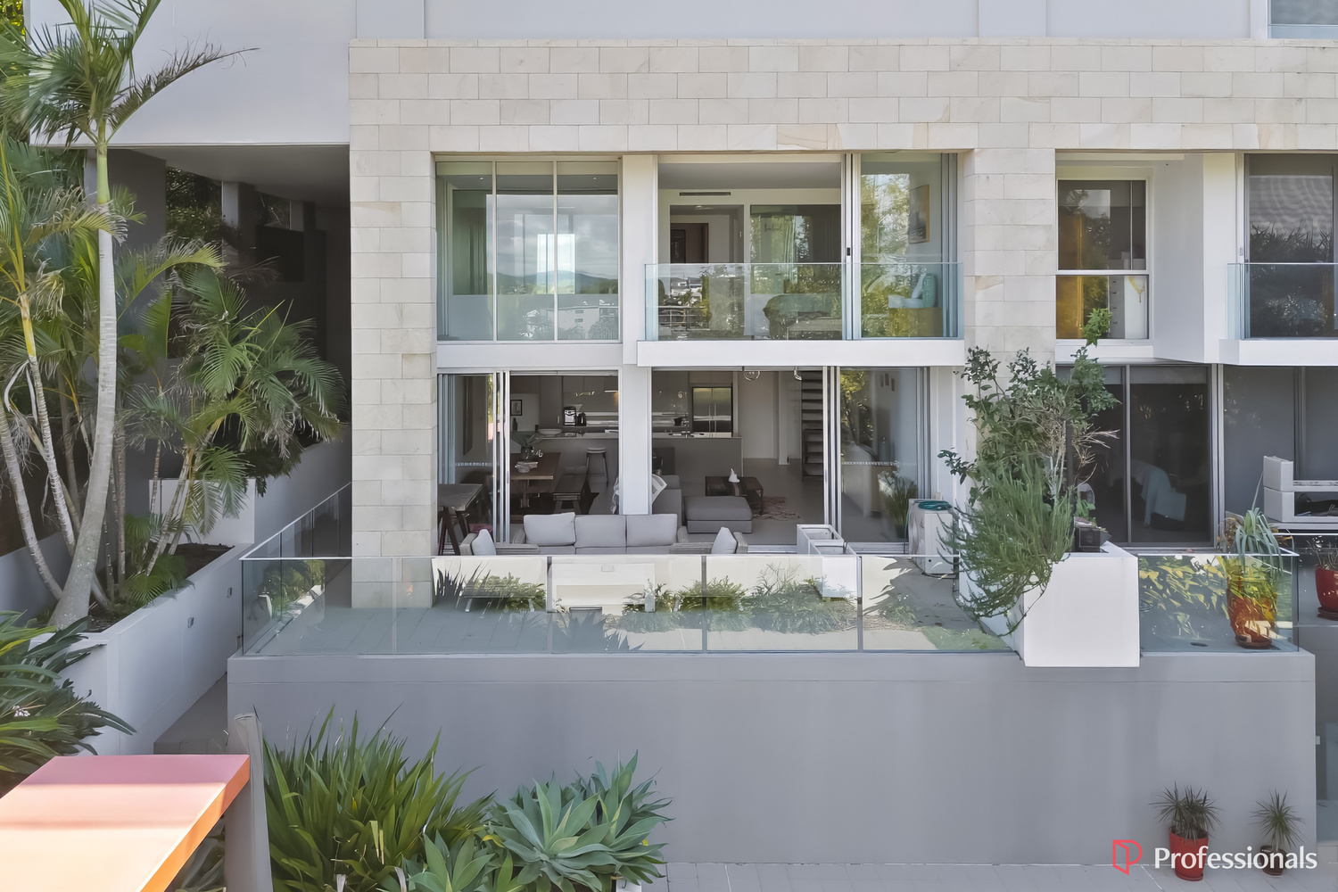 3-bedroom unit at 4/20-24 Cliff Street, Yeppoon, QLD 4703, Livingstone, Queensland