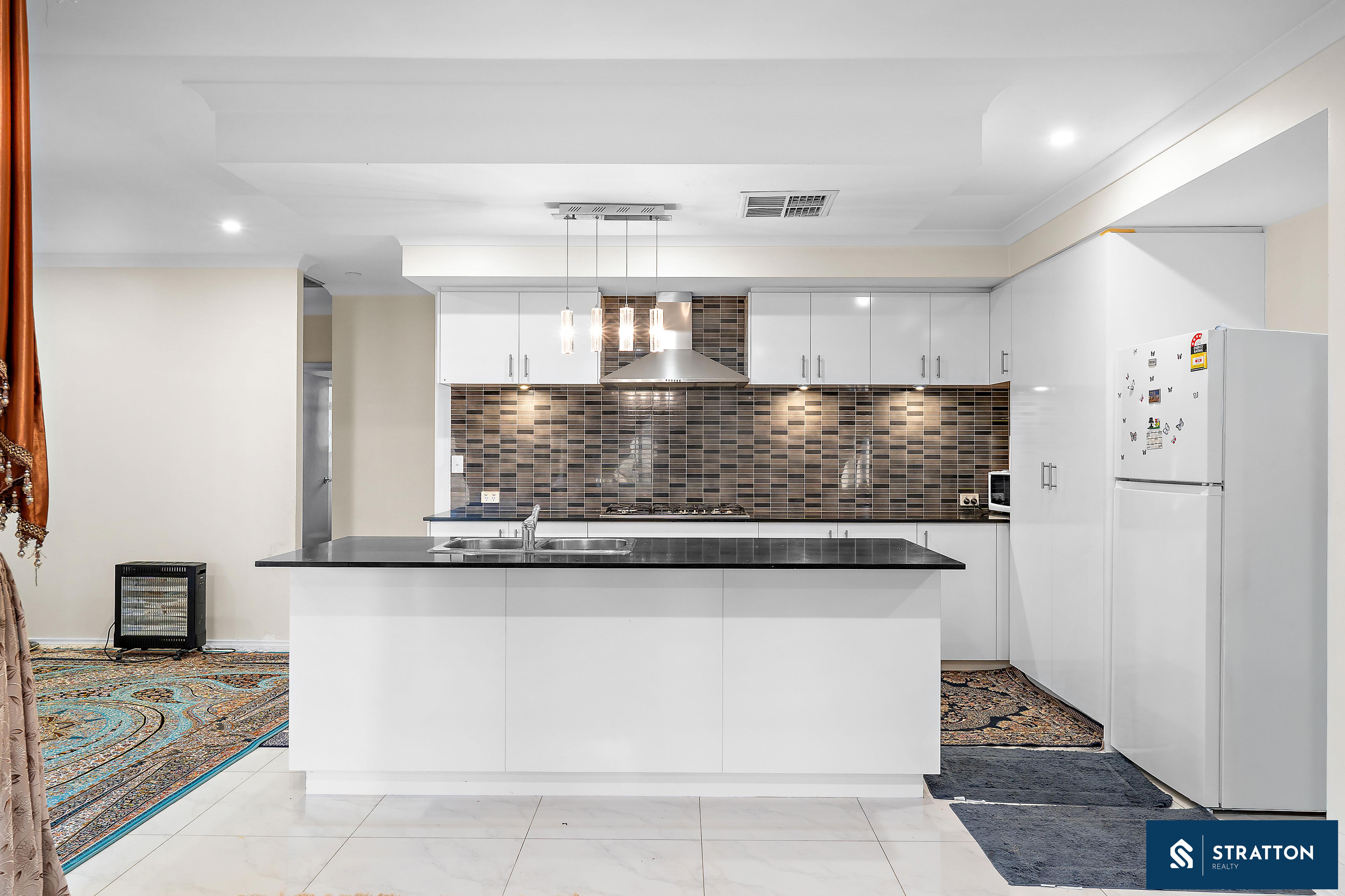 9 MARRIOTT CRESCENT, Wattle Grove WA 6107 - Image 4