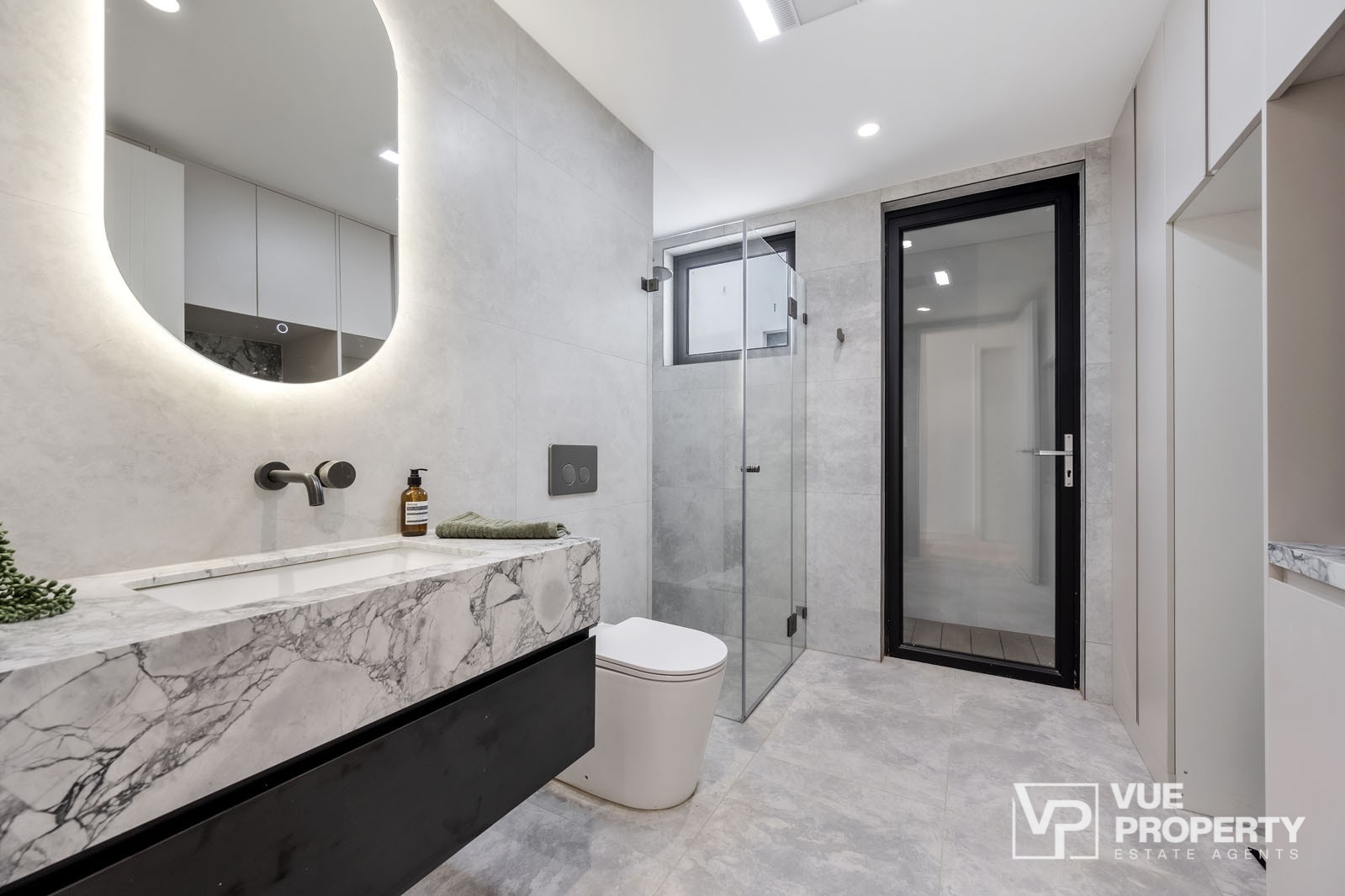 5-bedroom unit at 10 Valley Road, Eastwood, NSW 2122, Ryde, New South Wales