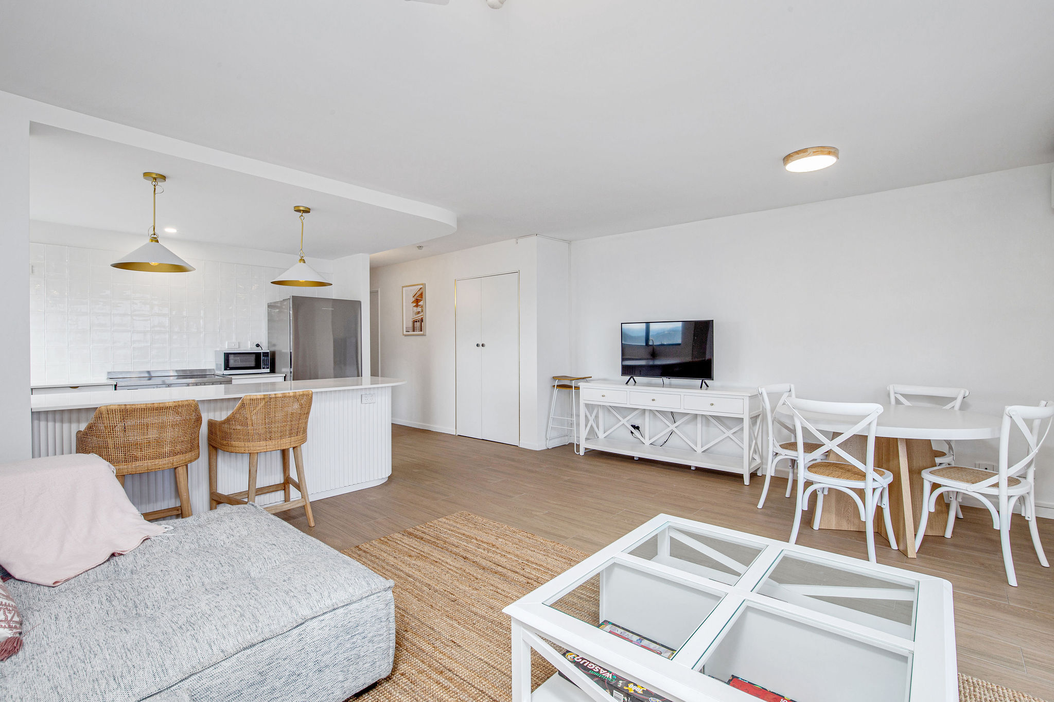 34 1941 GOLD COAST HIGHWAY, BURLEIGH HEADS QLD 4220 - Image 9