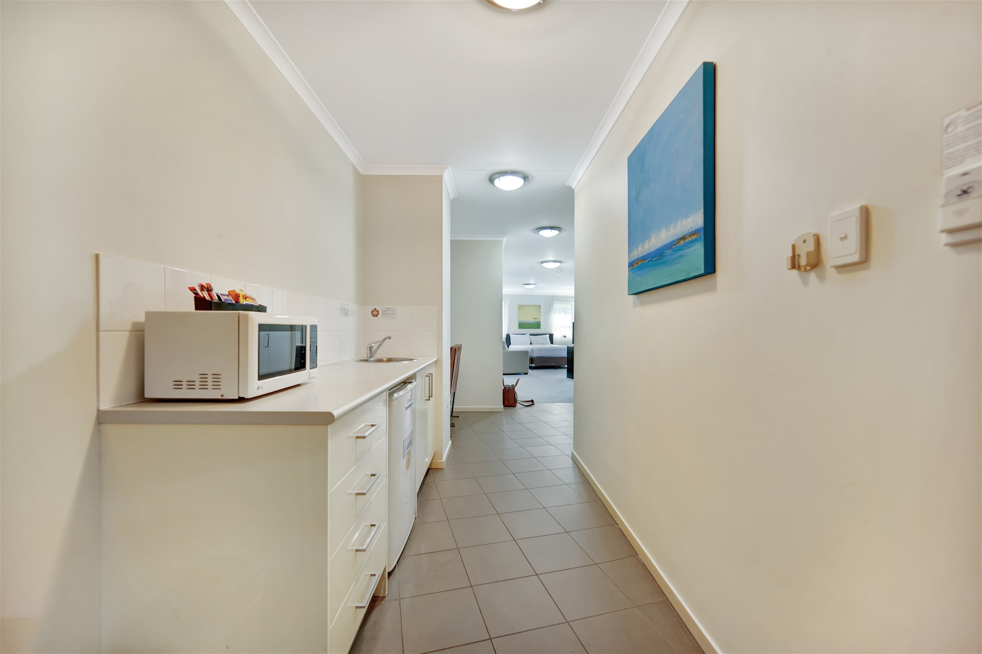 UNIT 204 66 OAKA LANE, Gladstone Central QLD 4680 - Image 9