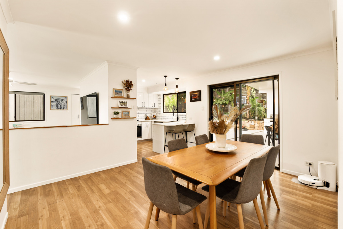 5 HYLACOLA DRIVE, Albany Creek QLD 4035 - Image 9