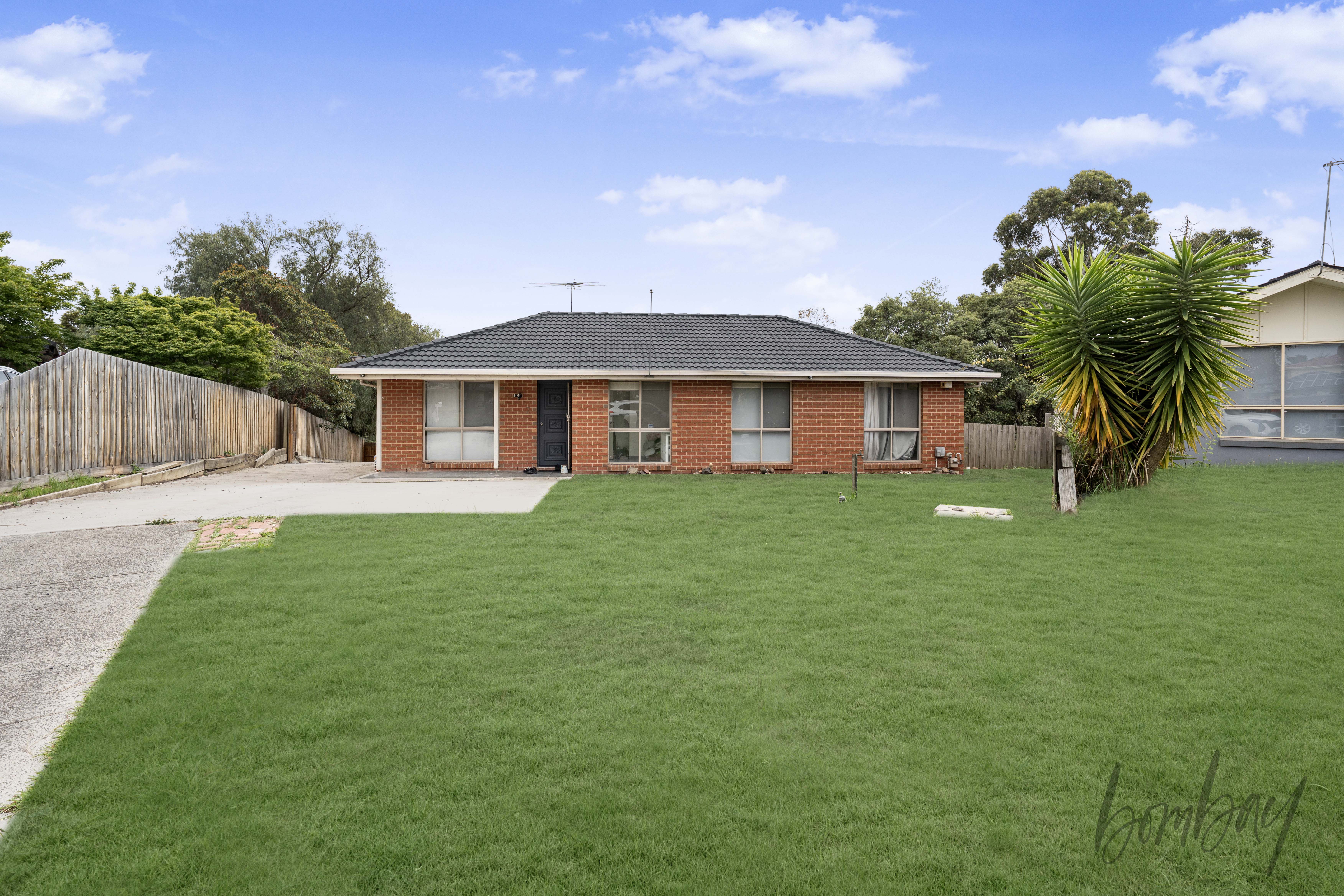 7 Hall Court, Meadow Heights, VIC 3048 - Image 1