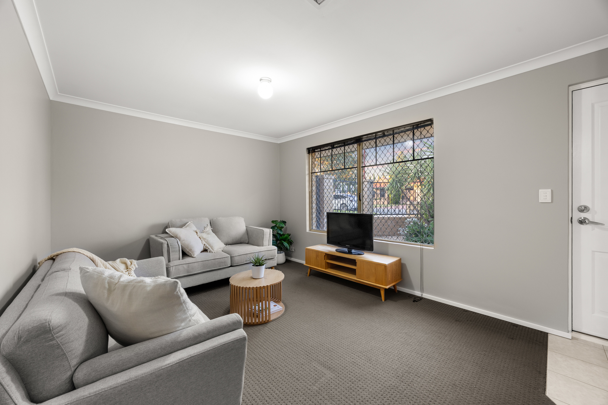 2 LANGHAM GARDENS, Wilson WA 6107 - Image 2