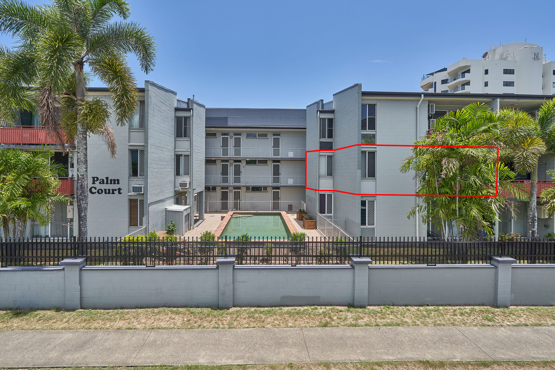 14/186-198 Lake Street, Cairns North, Qld, 4870 - Image 1