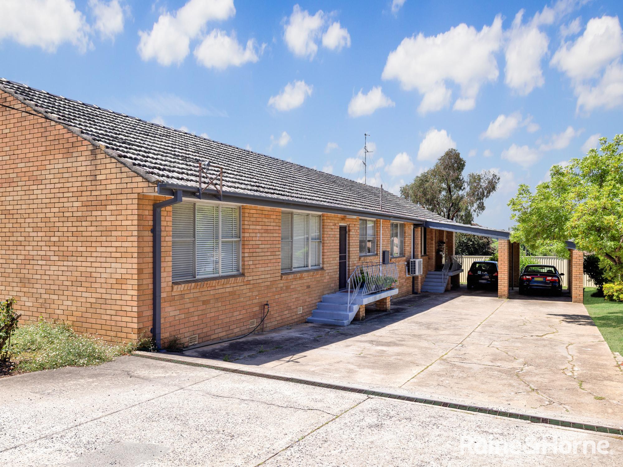 16-bedroom unit at 1-6/339 Howick Street, Bathurst, NSW 2795, Bathurst, New South Wales