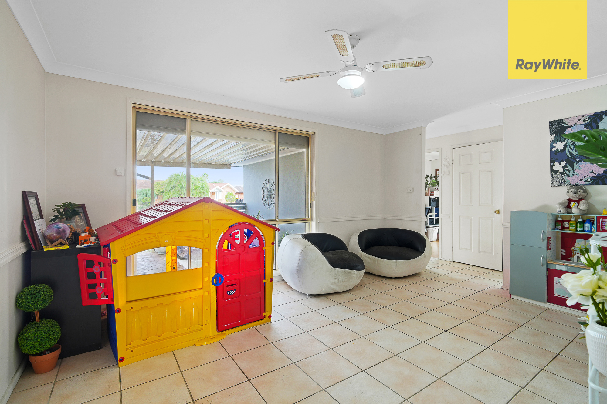 5-bedroom house at 58 Weaver Street, Erskine Park, NSW 2759, Penrith, New South Wales