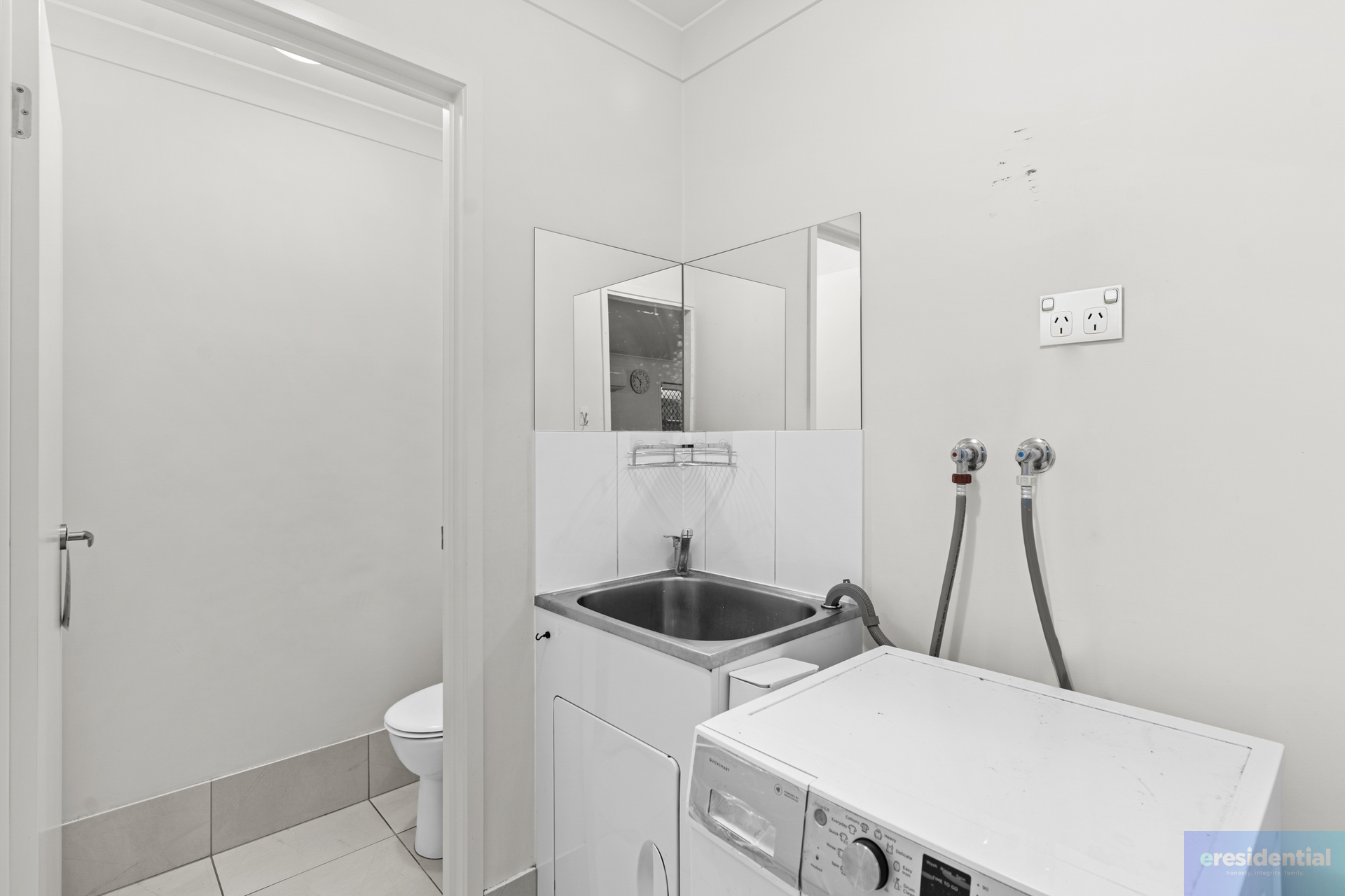 3-bedroom unit at 220/85 Nottingham Road, Calamvale, Qld, 4116, , Queensland