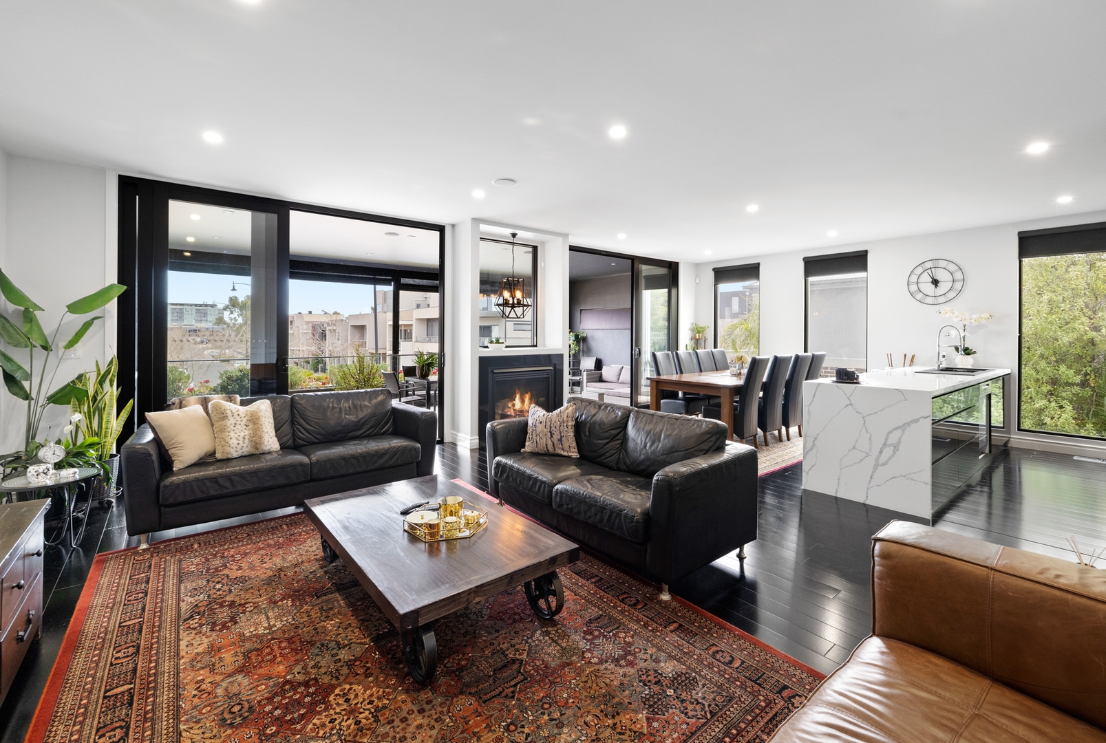 166 The Esplanade, Caroline Springs, VIC 3023 - Image 9