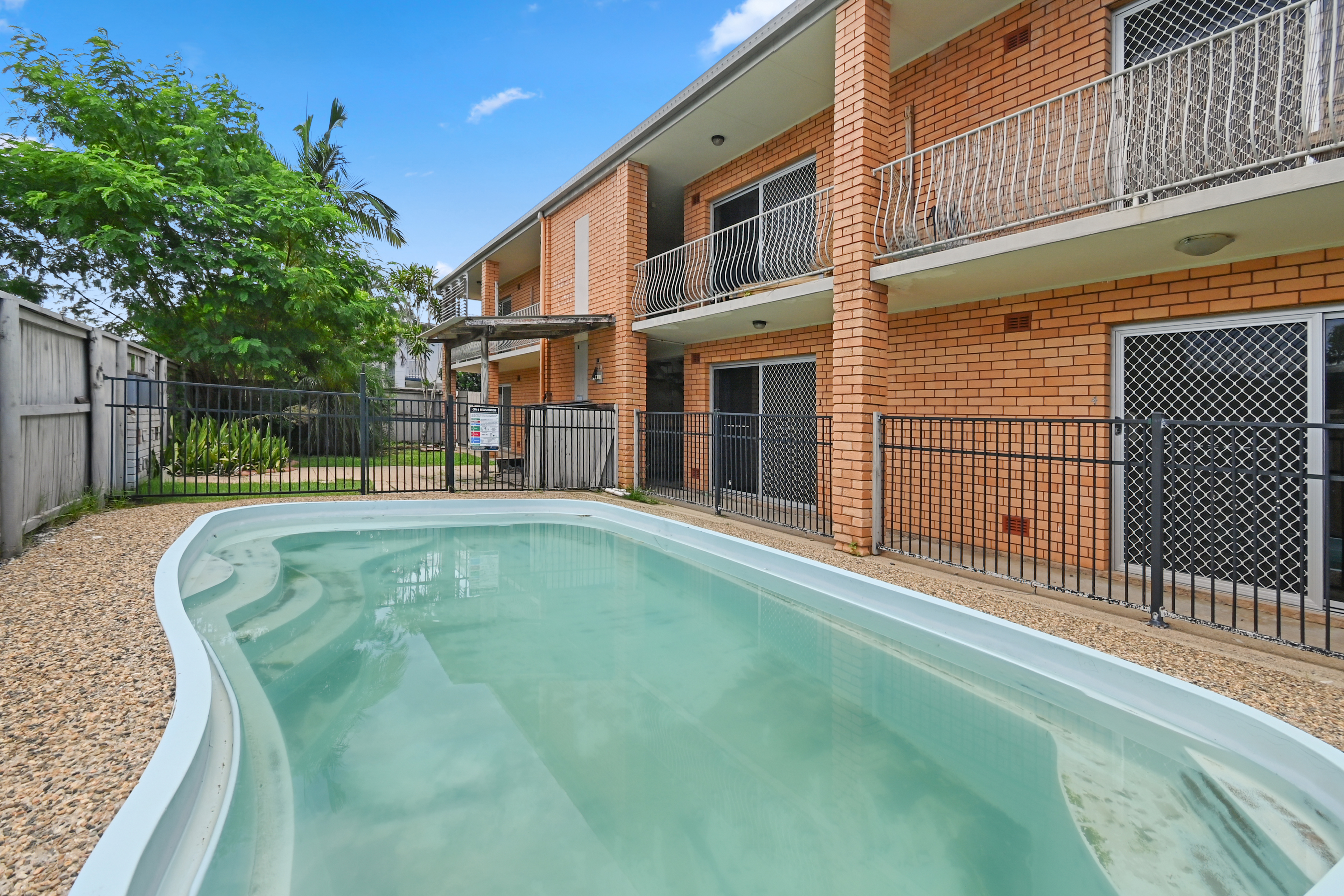 1/10-12 Curtin Street, Westcourt, QLD 4870 - Image 8