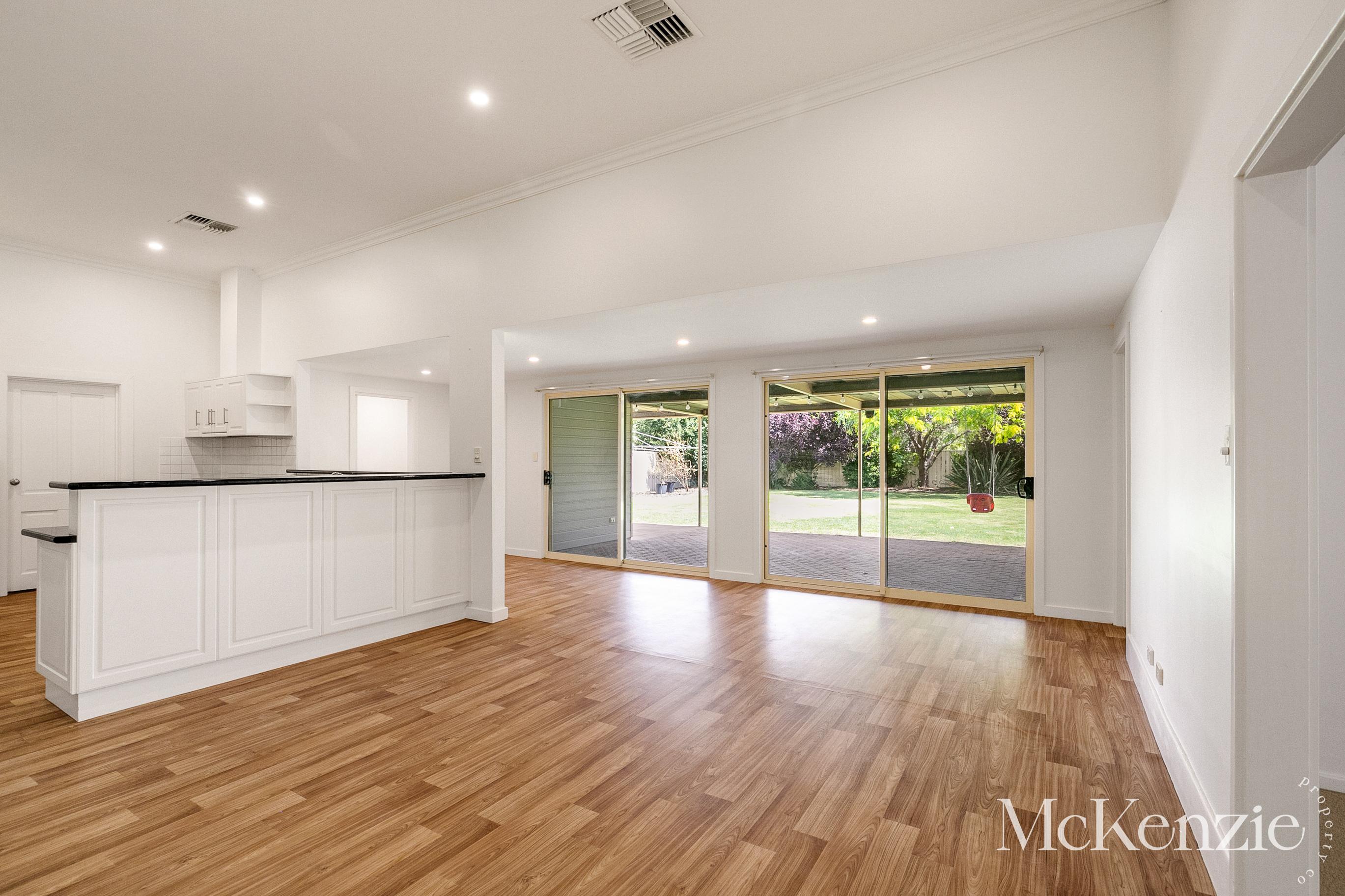 6-bedroom house at 23 Falcon Street, Renmark North, SA 5341, Renmark Paringa, South Australia