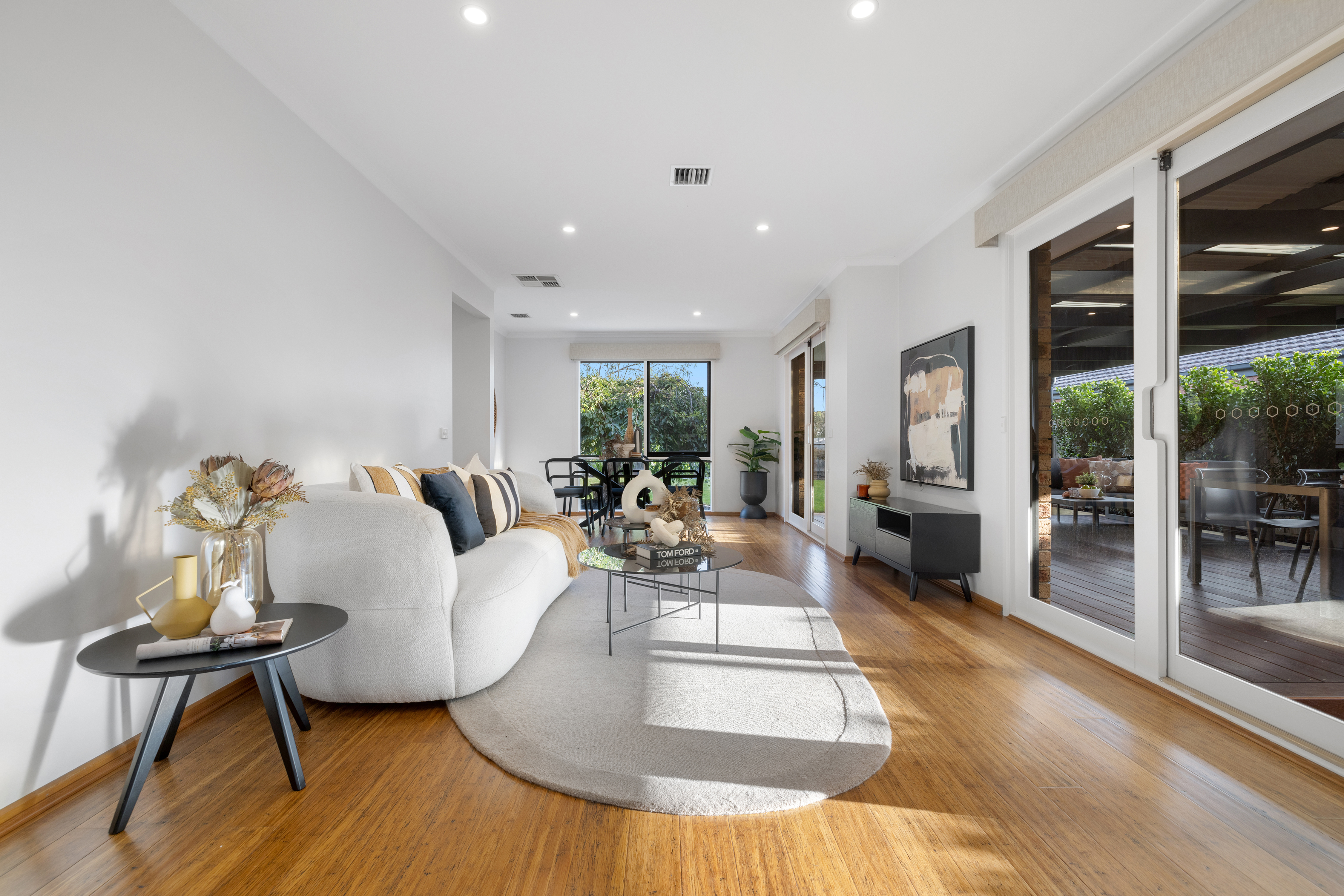 7 Halsbury Drive, Rowville, VIC 3178 - Image 2