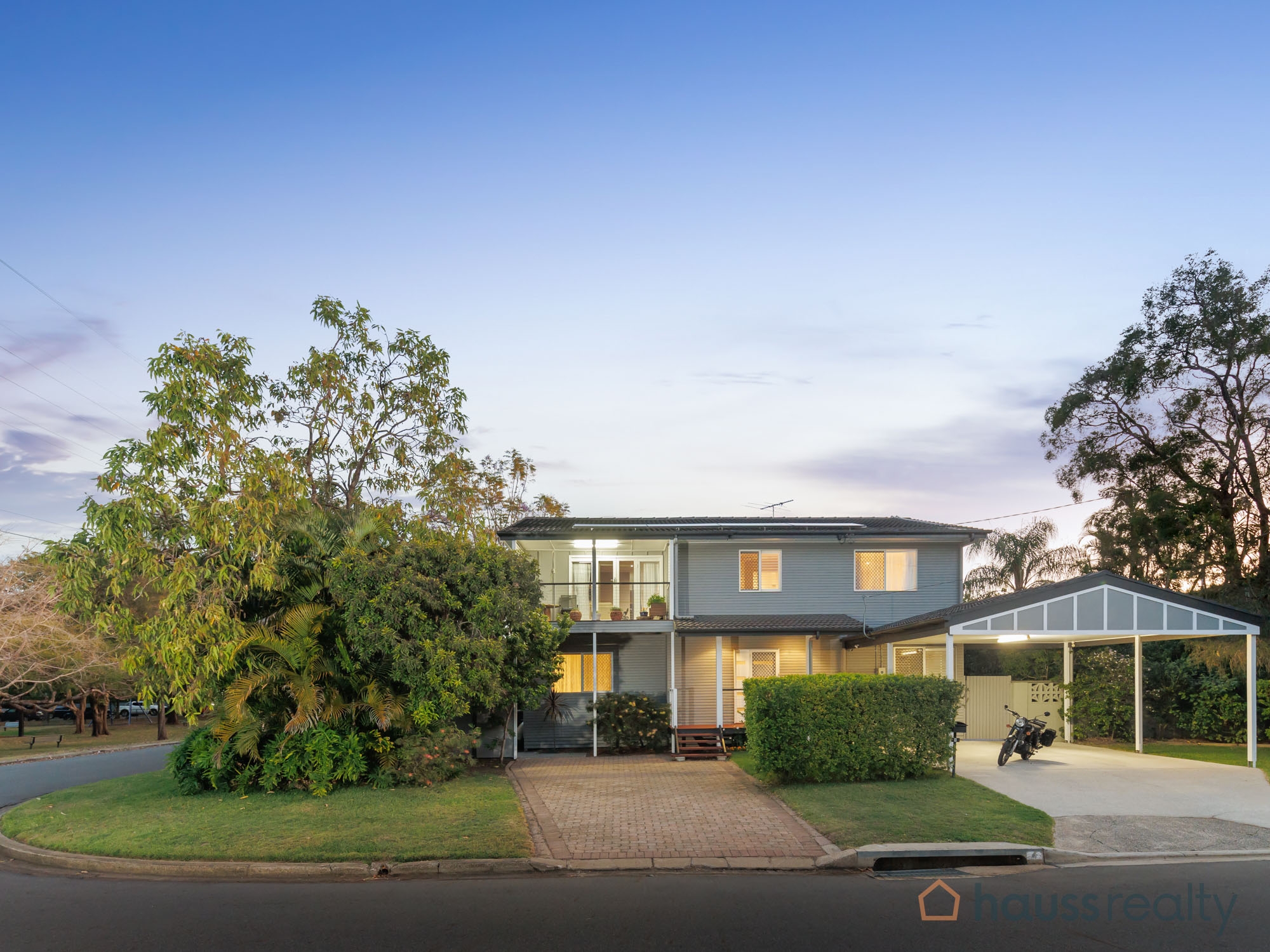 4 Seng Street, Graceville, Qld, 4075 - Image 1