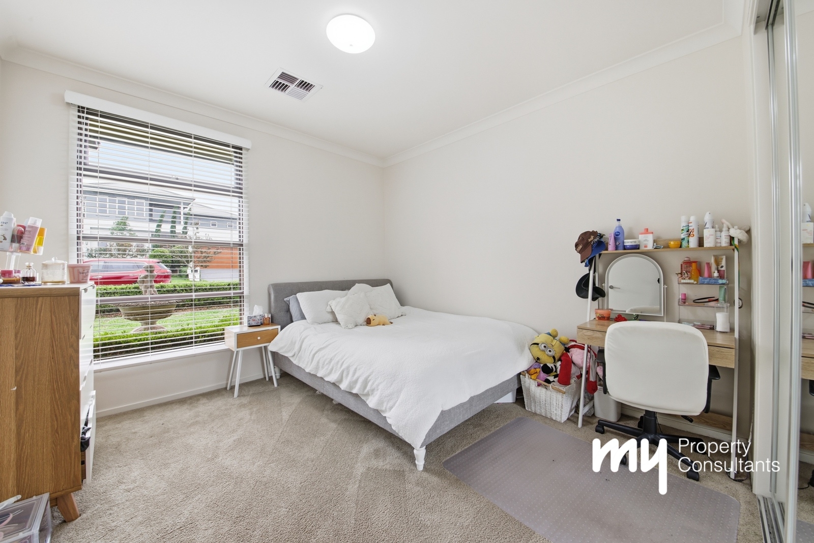 7 Caesar Place, Harrington Park, NSW 2567 - Image 9