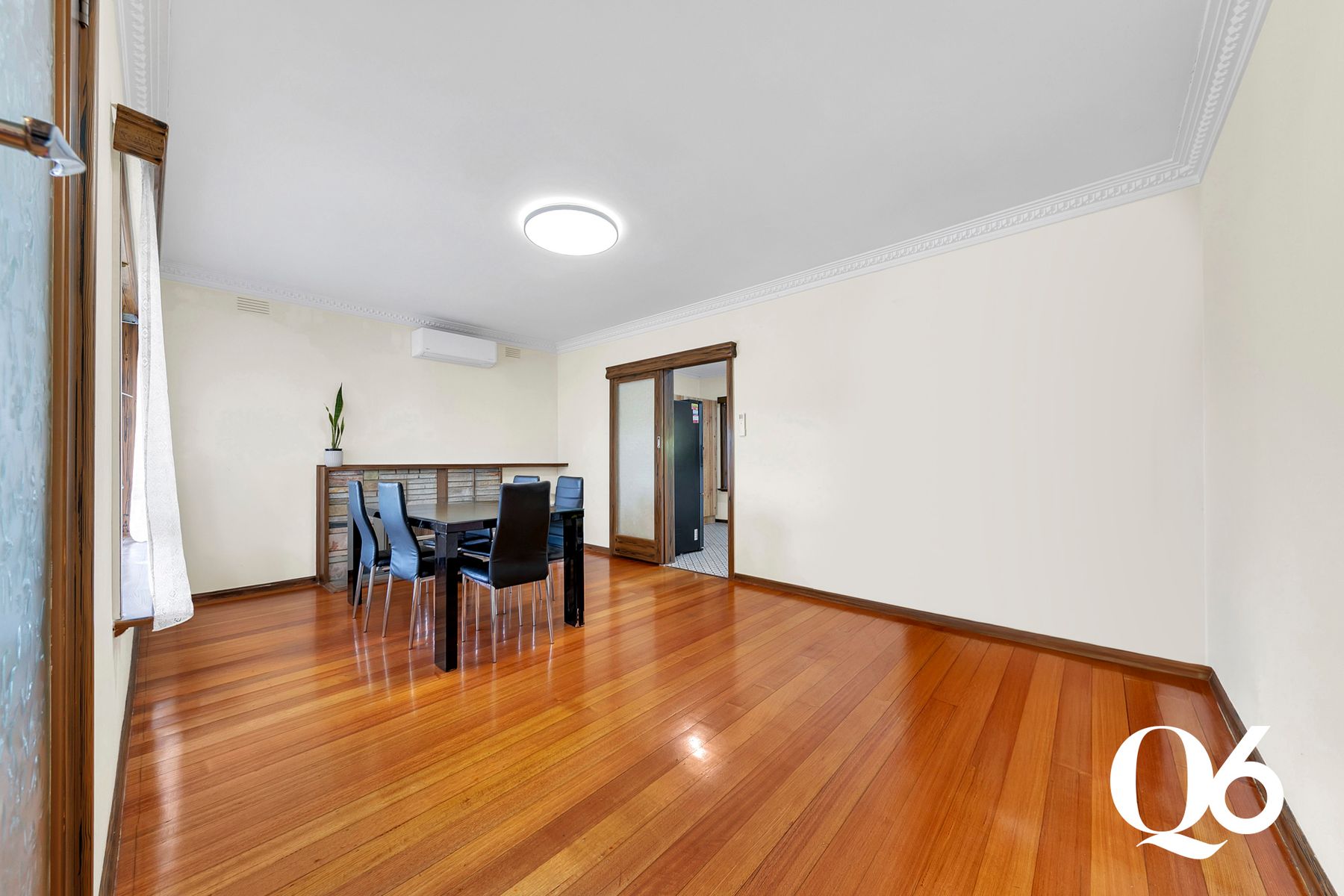 39 VINCENT AVENUE, St Albans VIC 3021 - Image 2