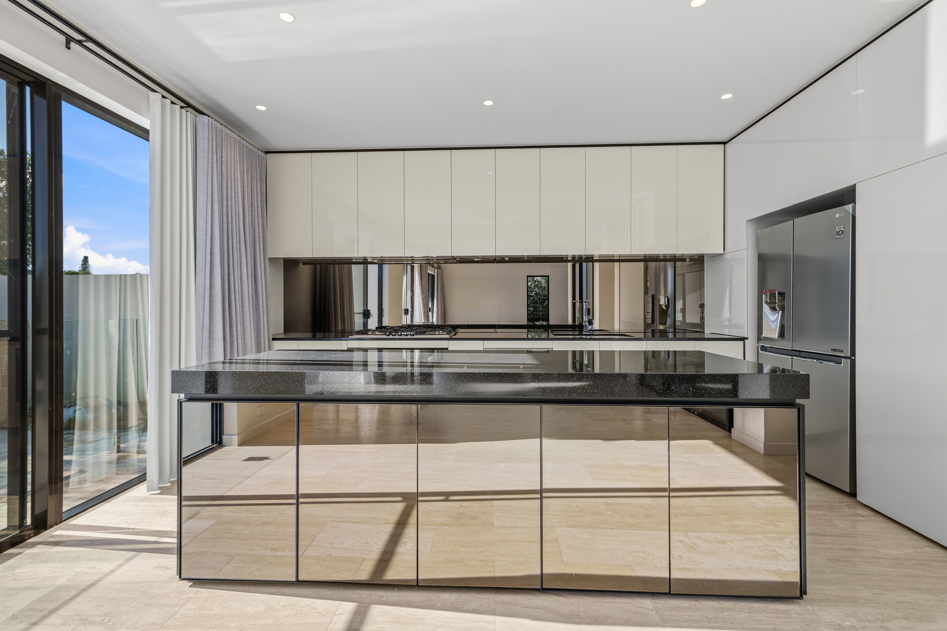10 Sanctuary Court, Mermaid Waters, Qld, 4218 - Image 9