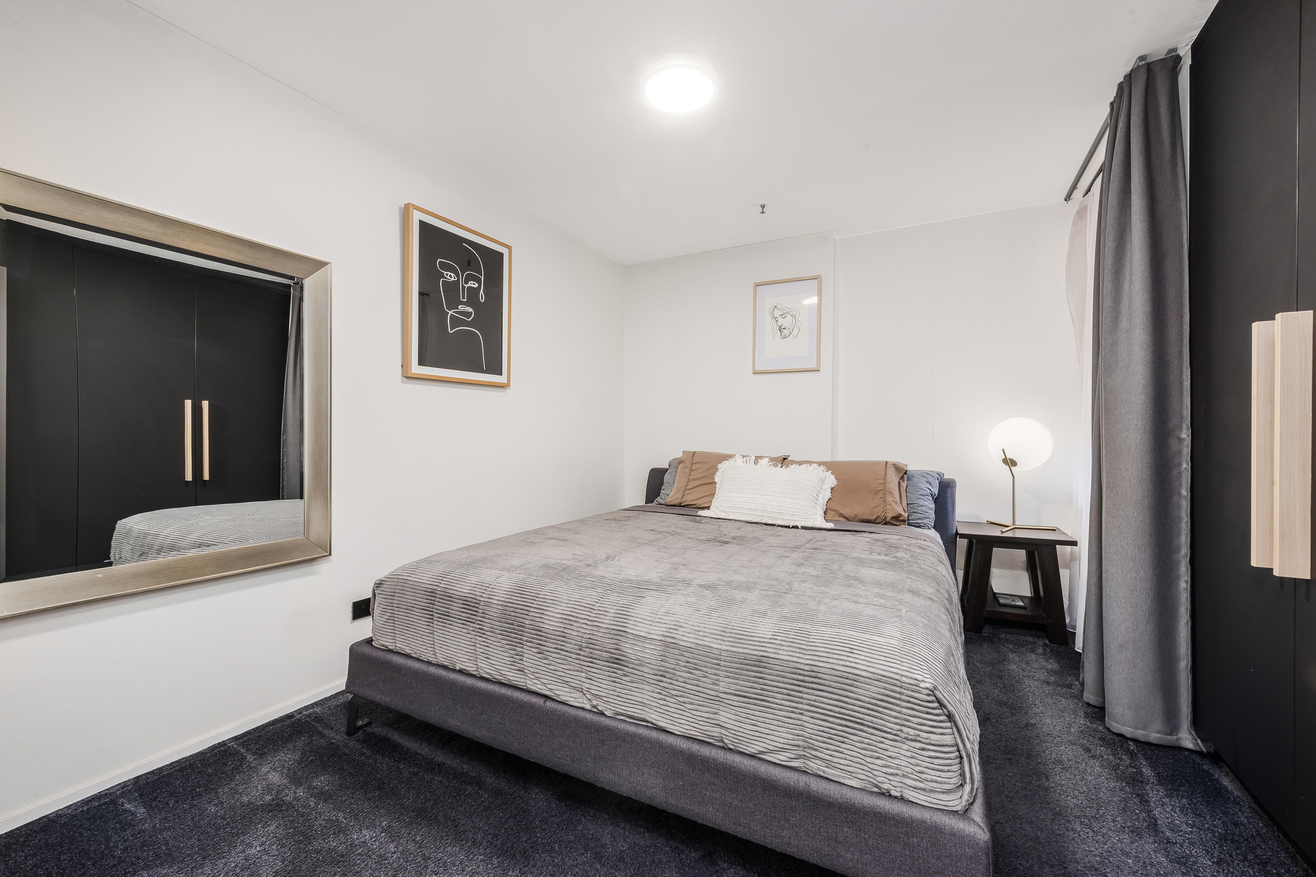 2-bedroom unit at HYDE PARK TOWERS 1301 148 ELIZABETH STREET, SYDNEY NSW 2000, Sydney, New South Wales