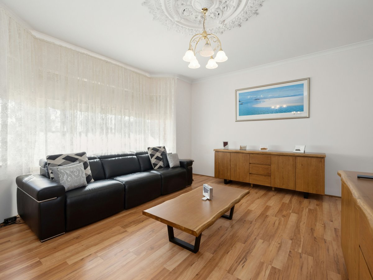 8 VENTURER COURT, Thornlie WA 6108 - Image 7