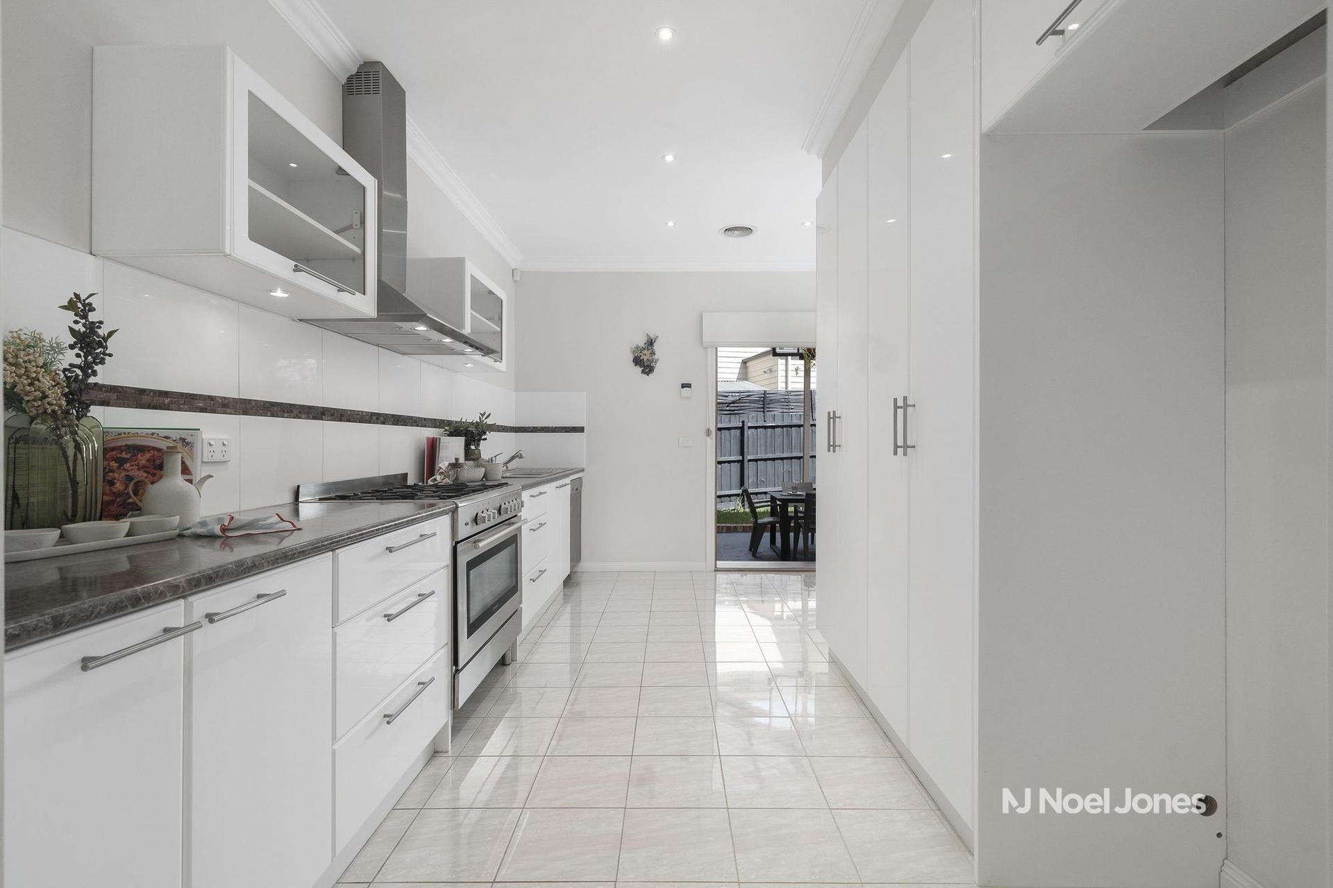 1/13 Alwyn Street, Mitcham, VIC 3132 - Image 5