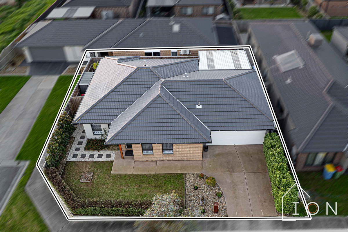 3-bedroom house at 20 Mare Close, Cranbourne East, VIC 3977, Casey, Victoria