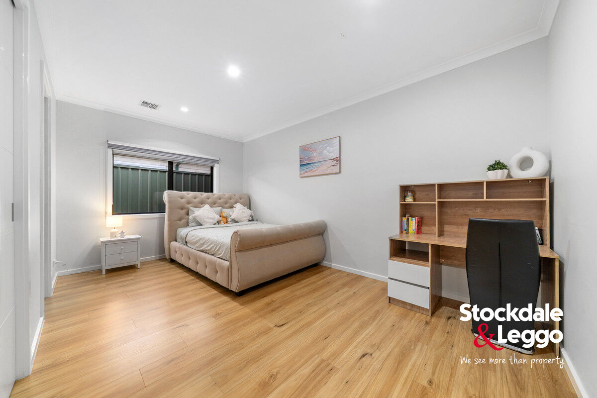 61 STATION ROAD, Oak Park VIC 3046 - Image 10