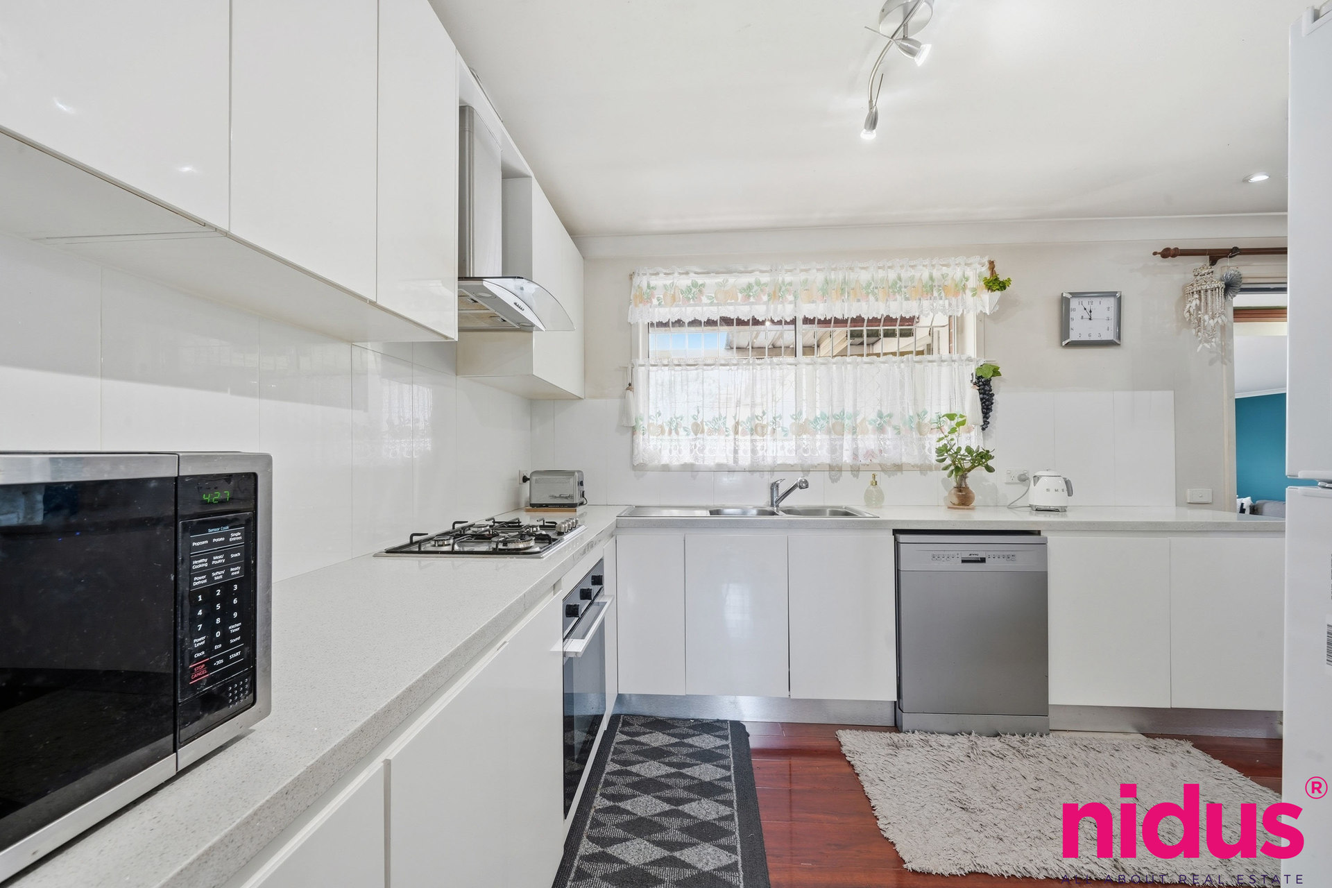 40 DRYSDALE CRESCENT, Plumpton NSW 2761 - Image 6
