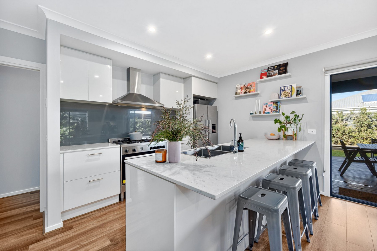 4-bedroom house at 9 Snedden Street, Armstrong Creek, VIC 3217, Greater Geelong, Victoria