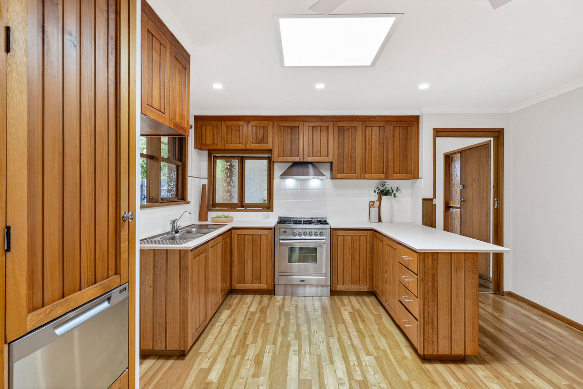 2 Ashford Court, Belmont, VIC 3216 - Image 3