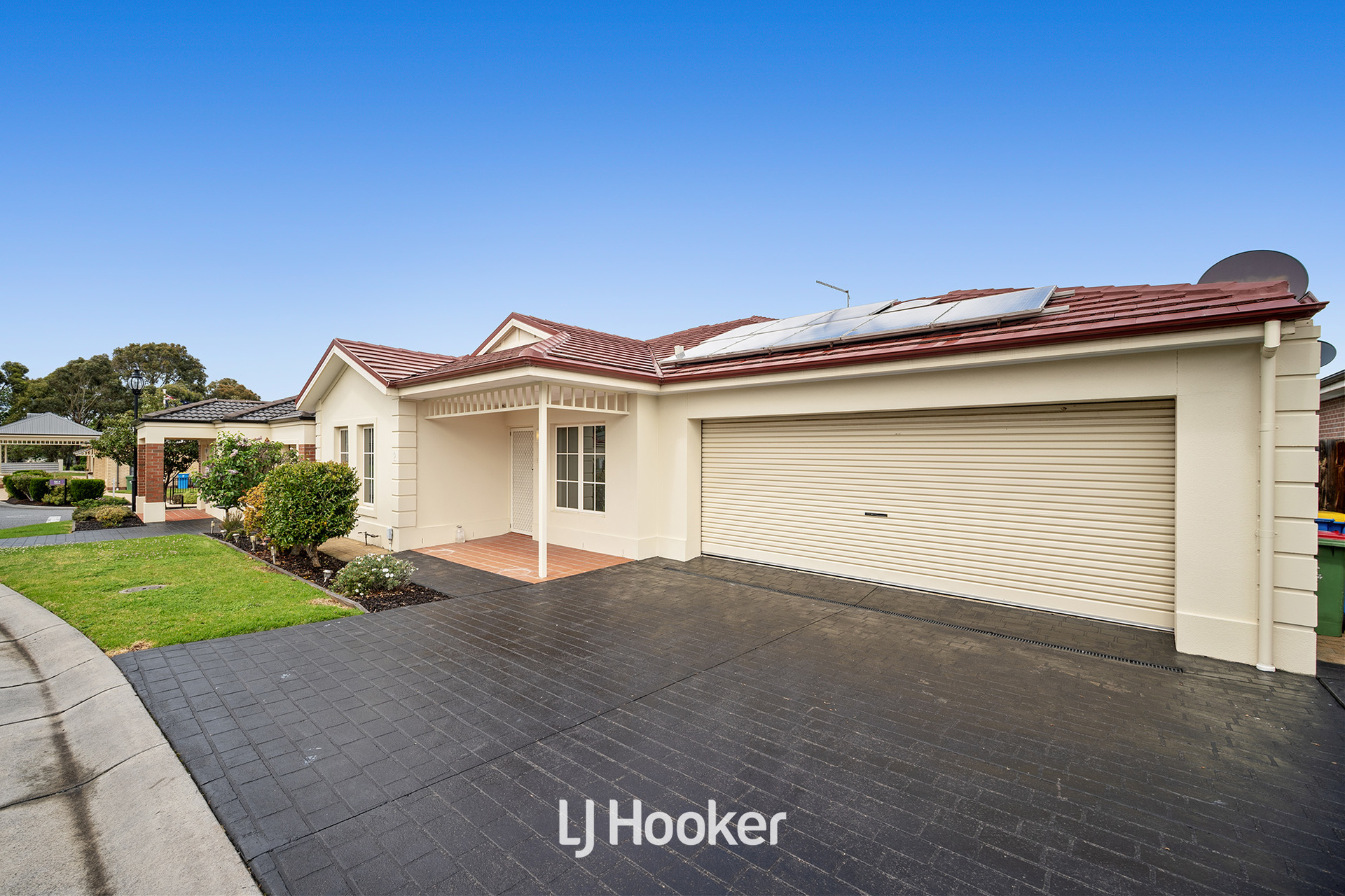 3-bedroom unit at 2/8 Saffron Drive, Hallam, VIC 3803, Casey, Victoria
