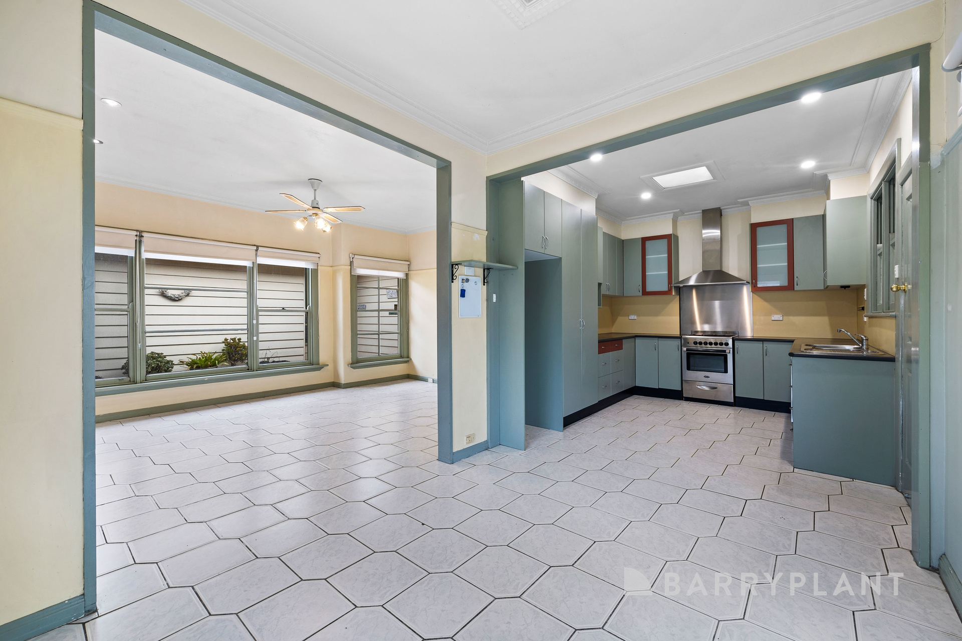 30 Beaufort Avenue, Alfredton, VIC 3350 - Image 7