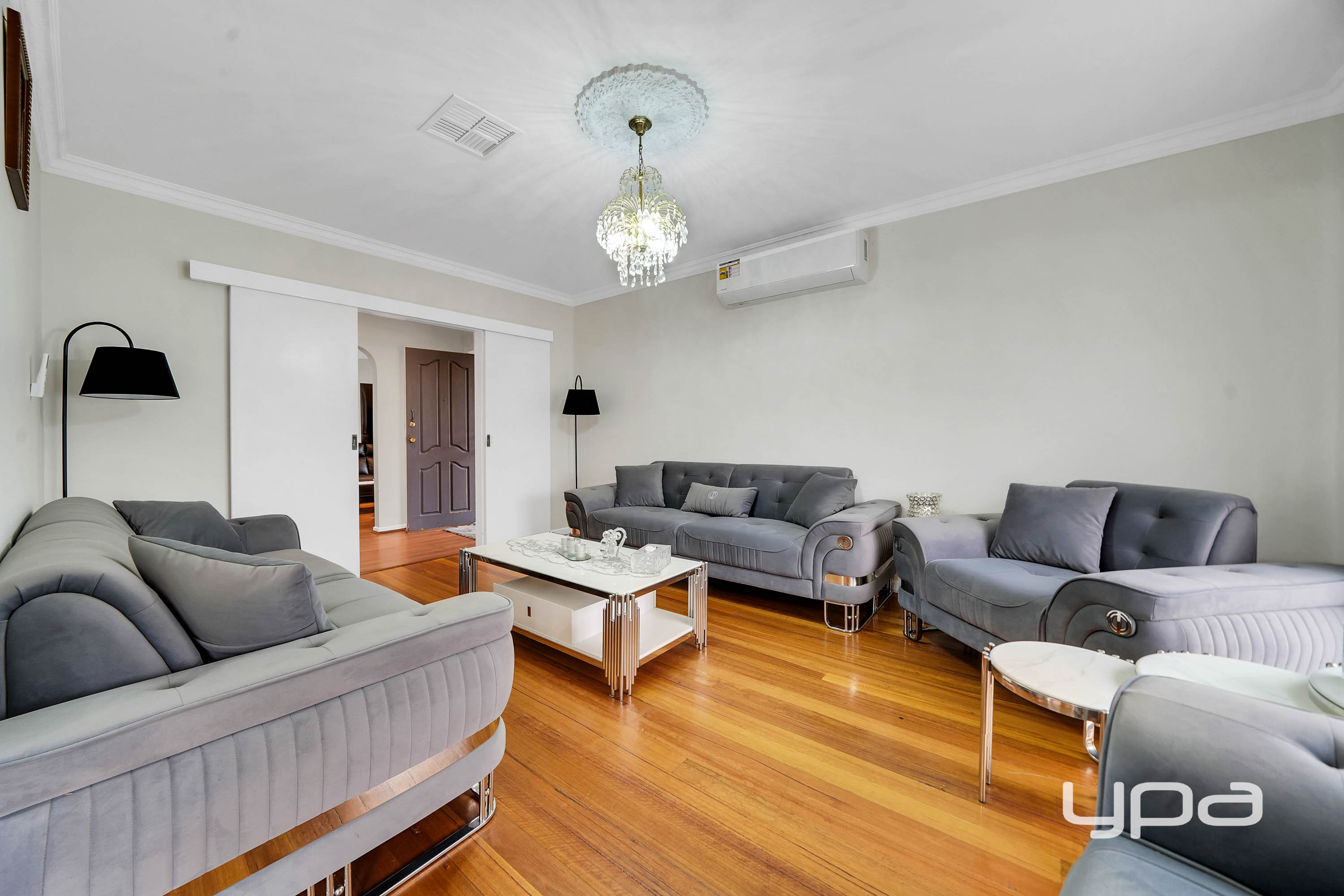 3-bedroom house at 7 DILLWYNIA PLACE, Meadow Heights VIC 3048, Hume, Victoria