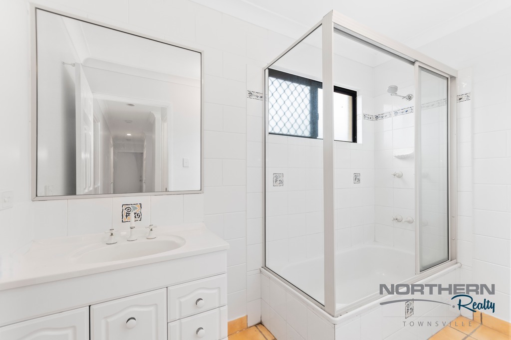 5 CAMPLIN COURT, Burdell QLD 4818 - Image 7