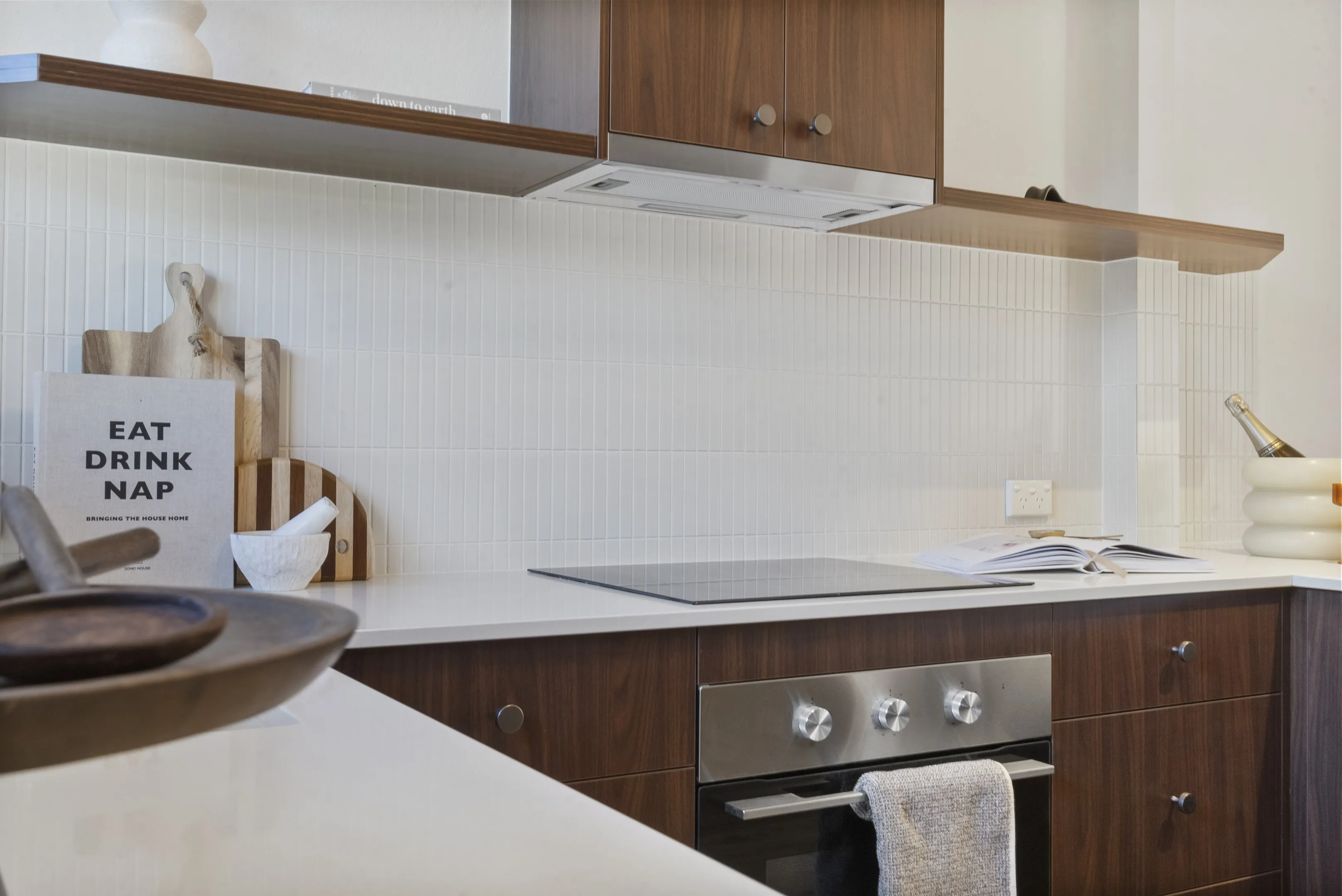 2/14 Christina Court, Mermaid Waters, Qld, 4218 - Image 6