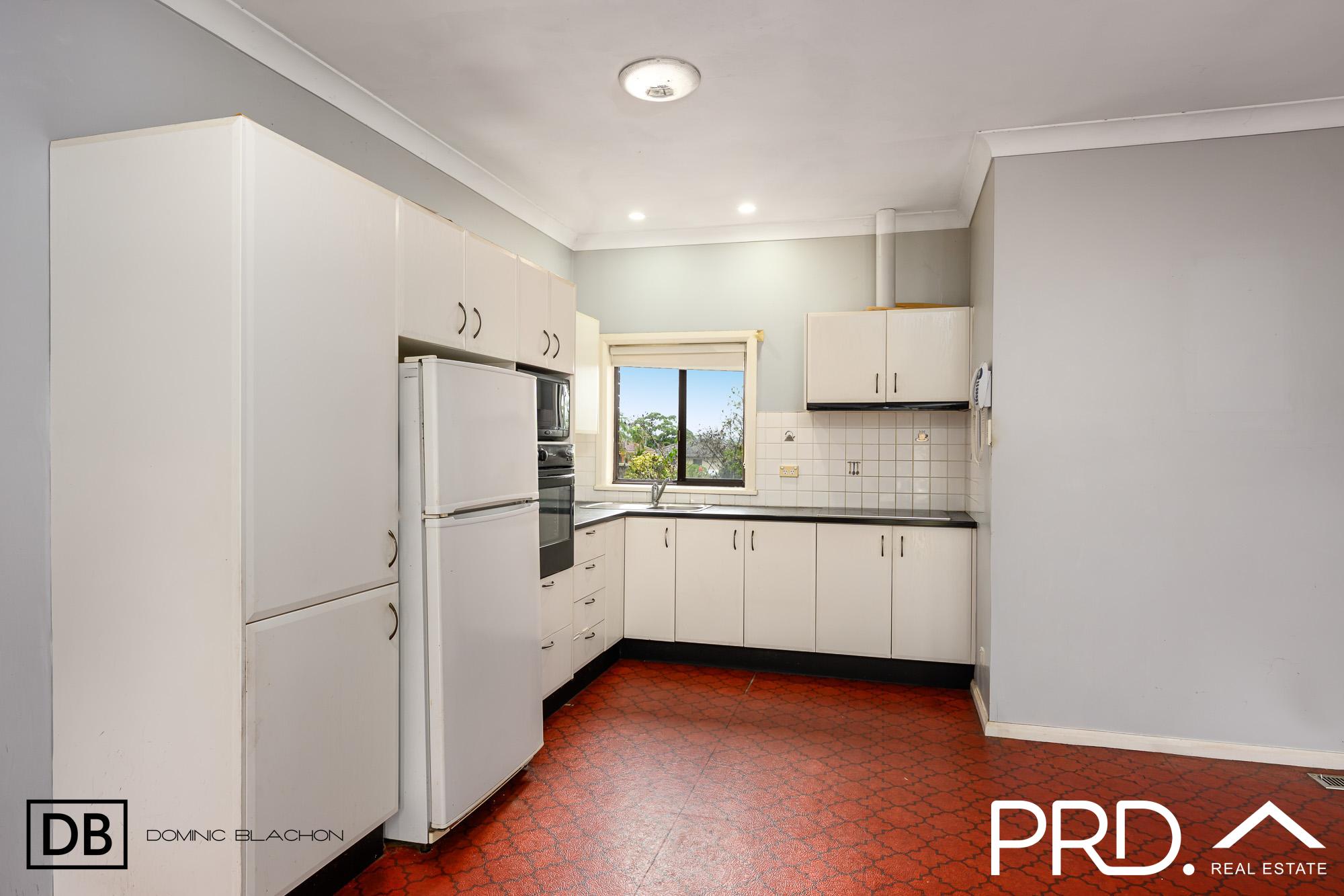 12 Bellevue Avenue, Georges Hall, NSW 2198 - Image 6