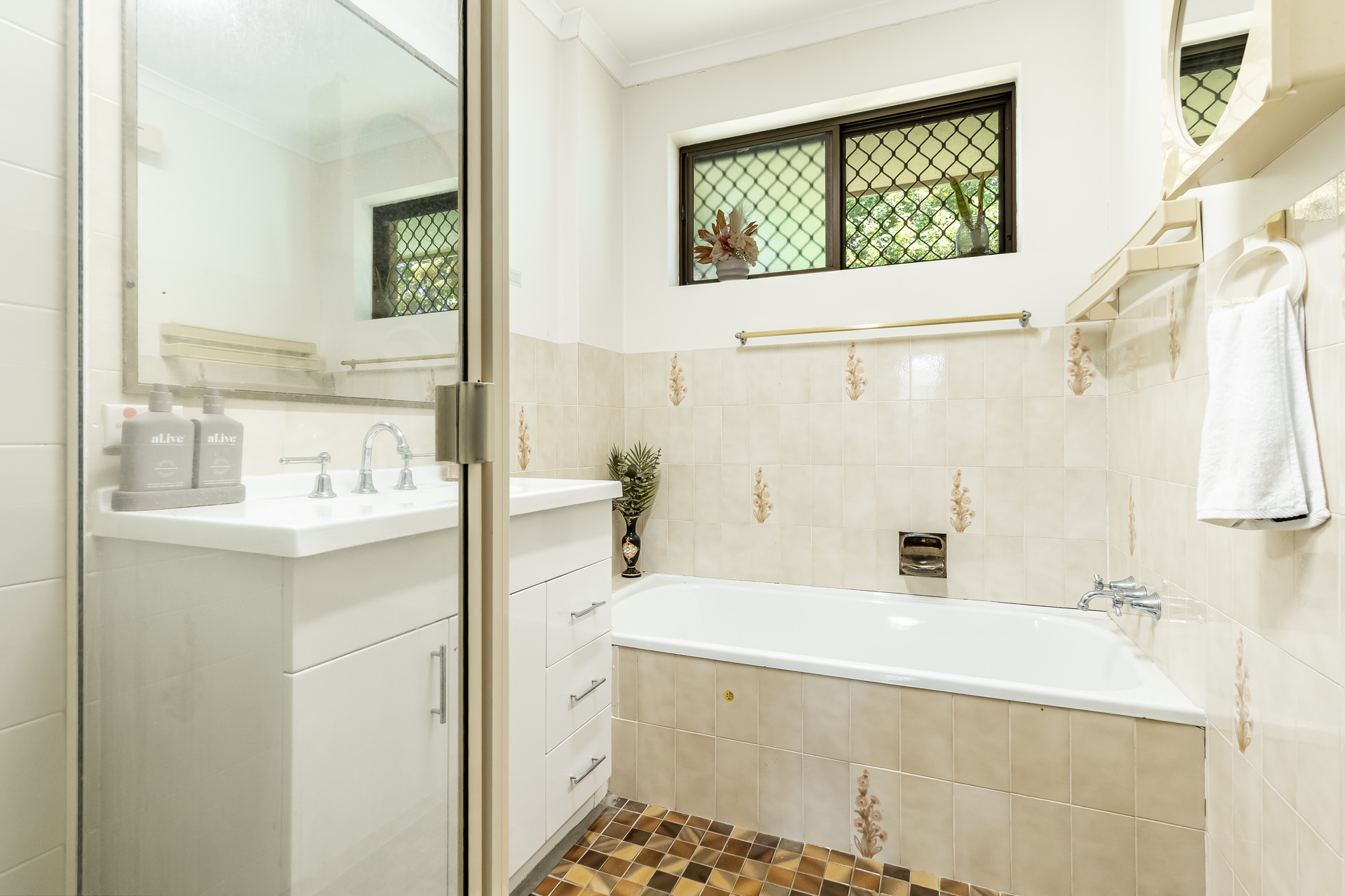 3-bedroom unit at 5 63 O'FLYNN STREET, LISMORE HEIGHTS NSW 2480, Lismore, New South Wales