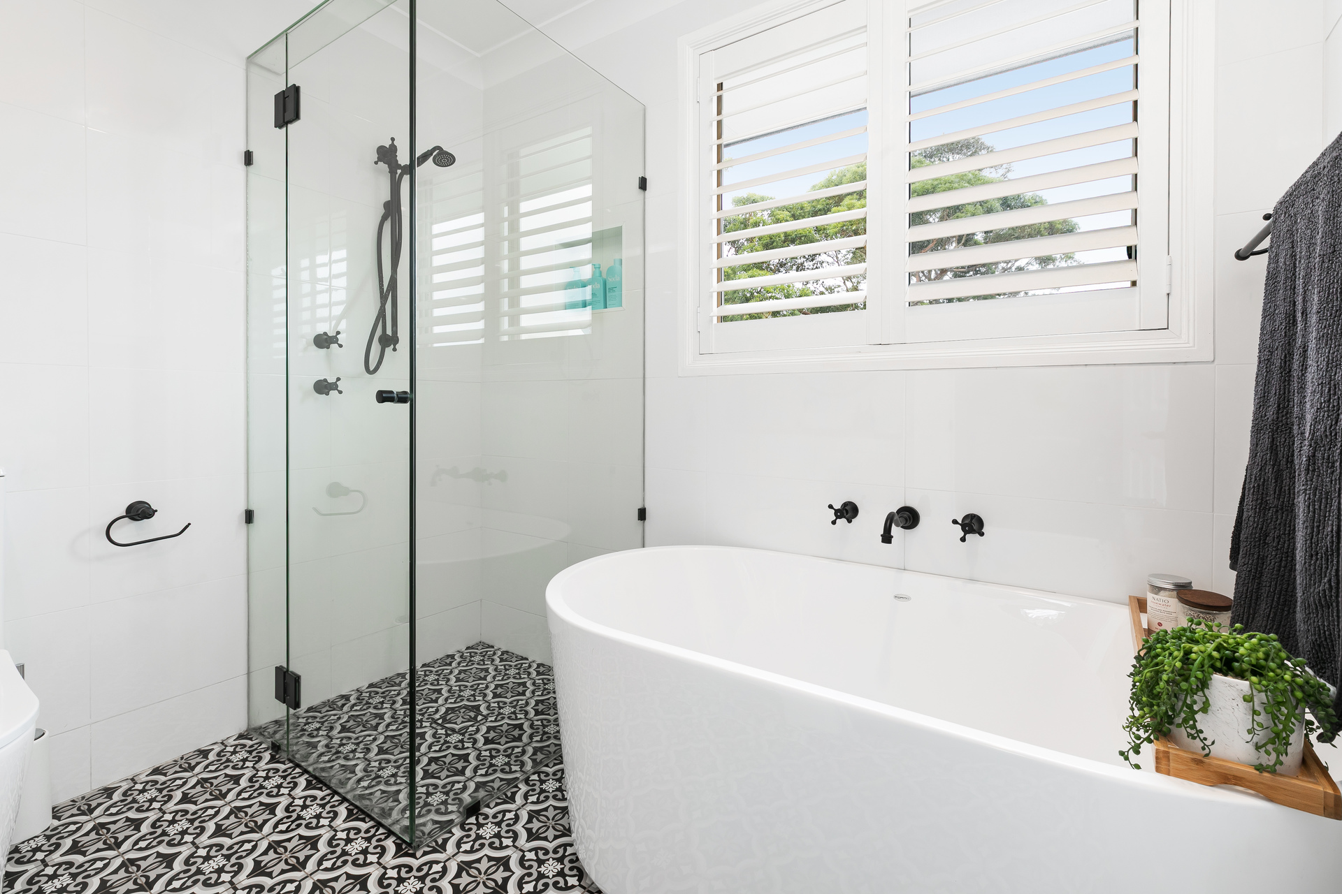 23 Yuruga Avenue, Caringbah South, NSW 2229 - Image 6