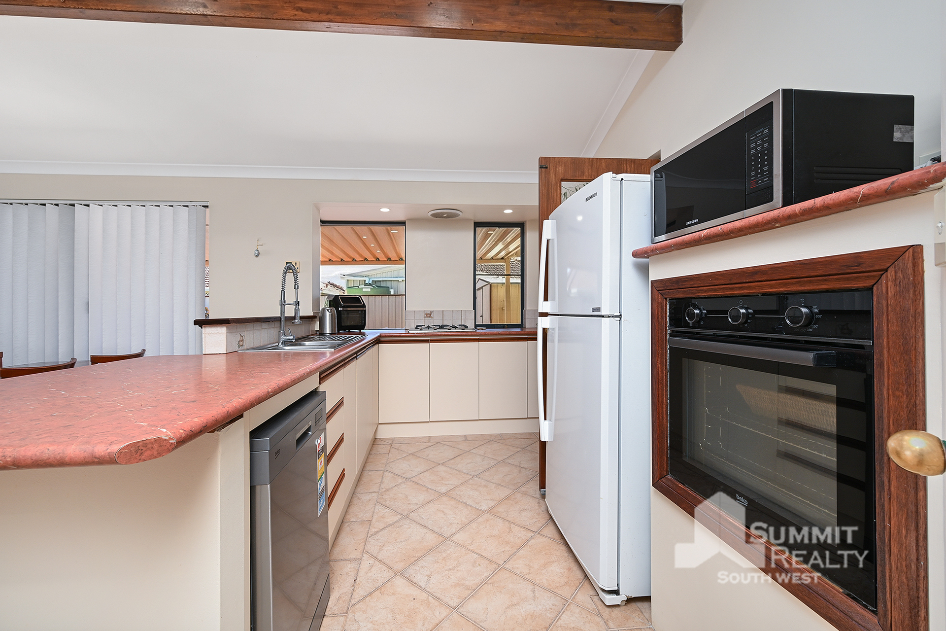 4-bedroom house at 11 SUNDEW TRAIL, Glen Iris WA 6230, Bunbury, Western Australia