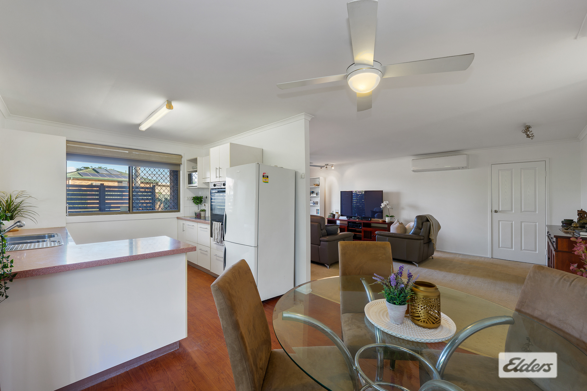3-bedroom house at 92 Springfield Crescent, Daisy Hill QLD 4127, Logan, Queensland