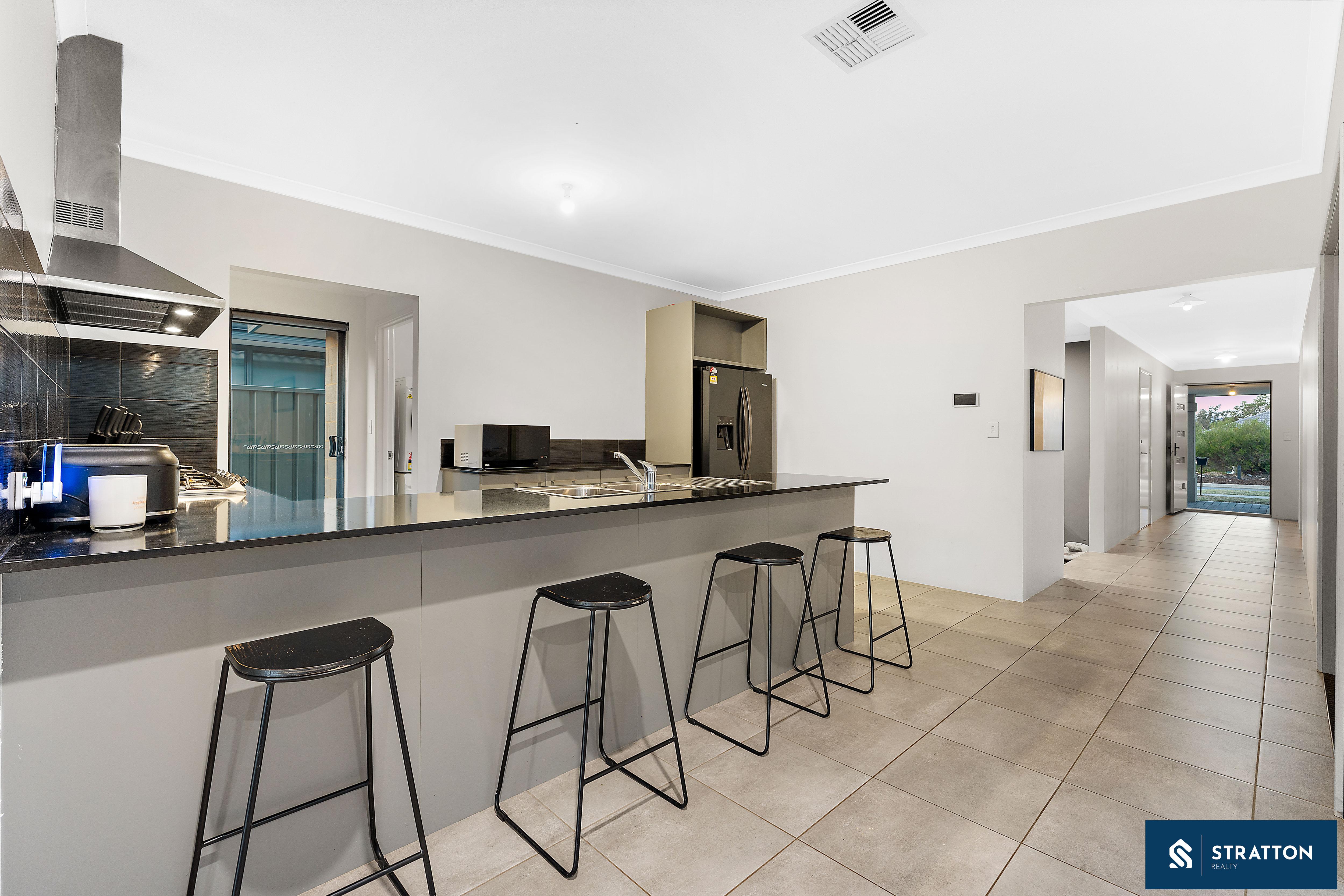 4-bedroom house at 17 Macintyre View, Hilbert, WA 6112, Armadale, Western Australia